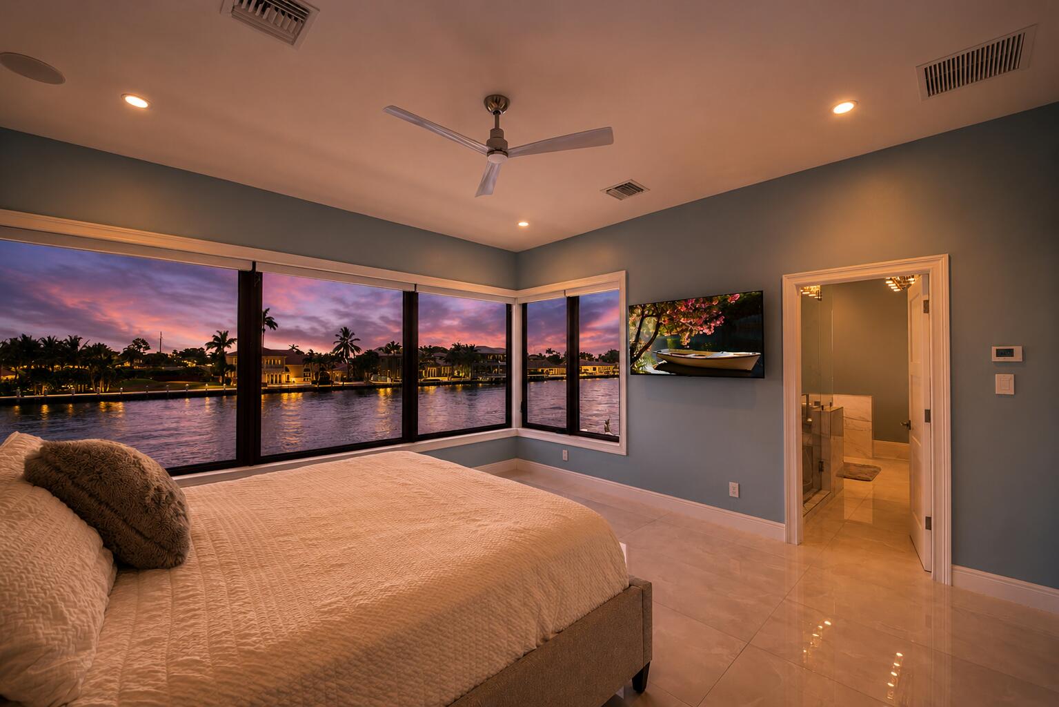 4555 W Tradewinds, Lauderdale By The Sea FL 33308