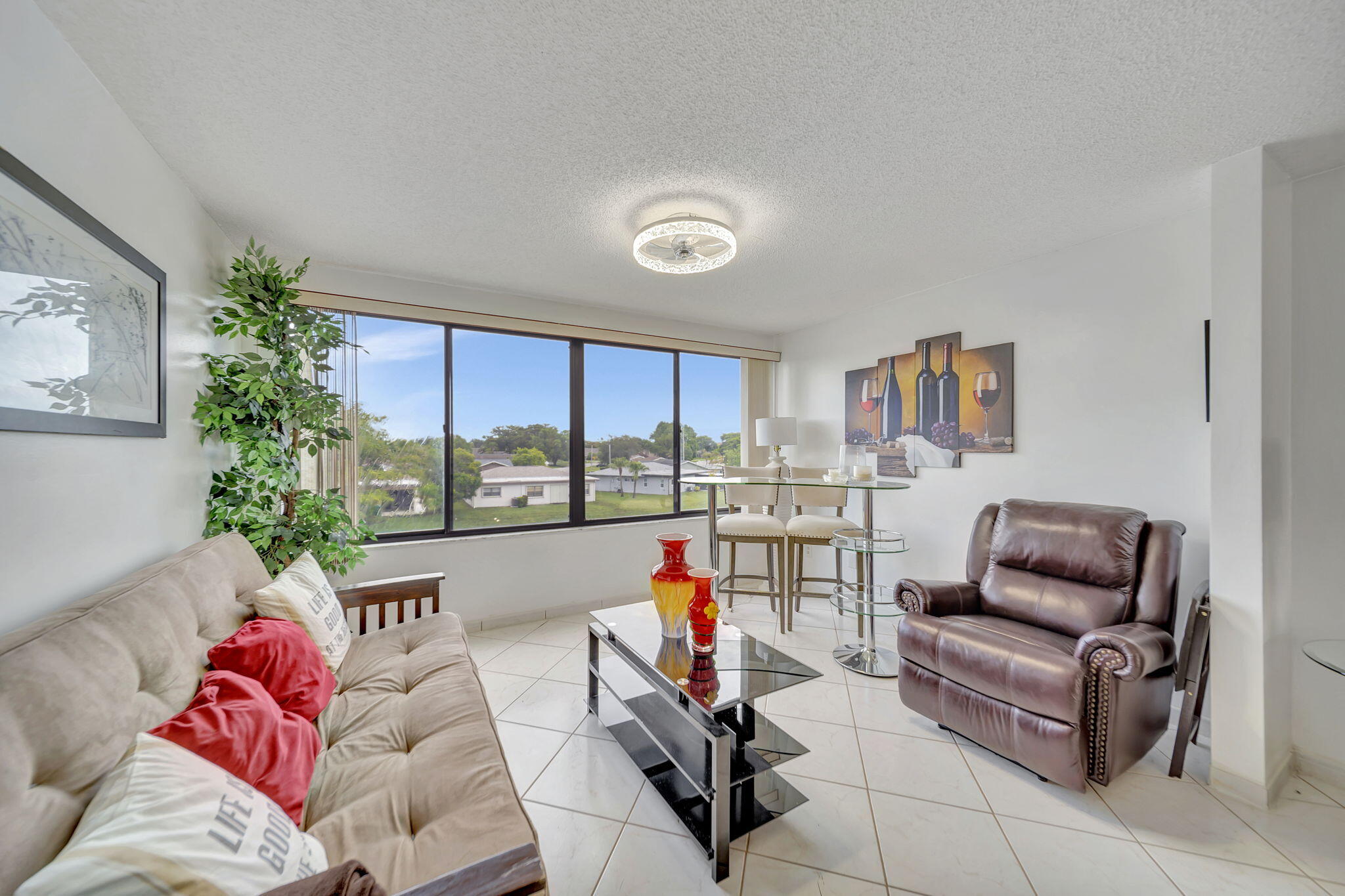 9485 N Belfort #308, Tamarac FL 33321