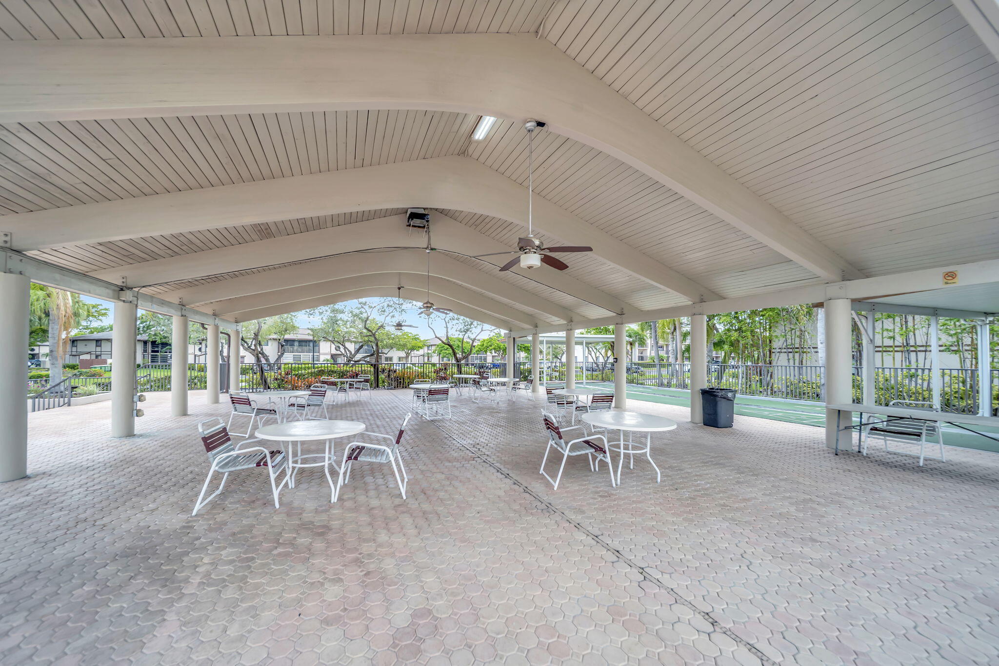 9485 N Belfort #308, Tamarac FL 33321