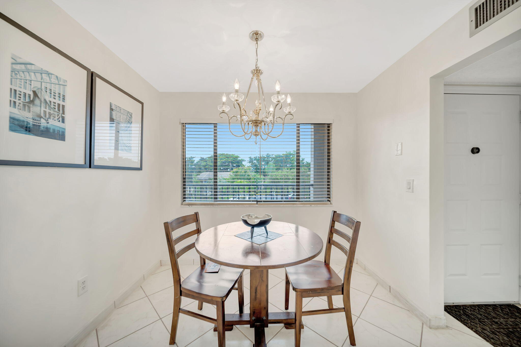9485 N Belfort #308, Tamarac FL 33321