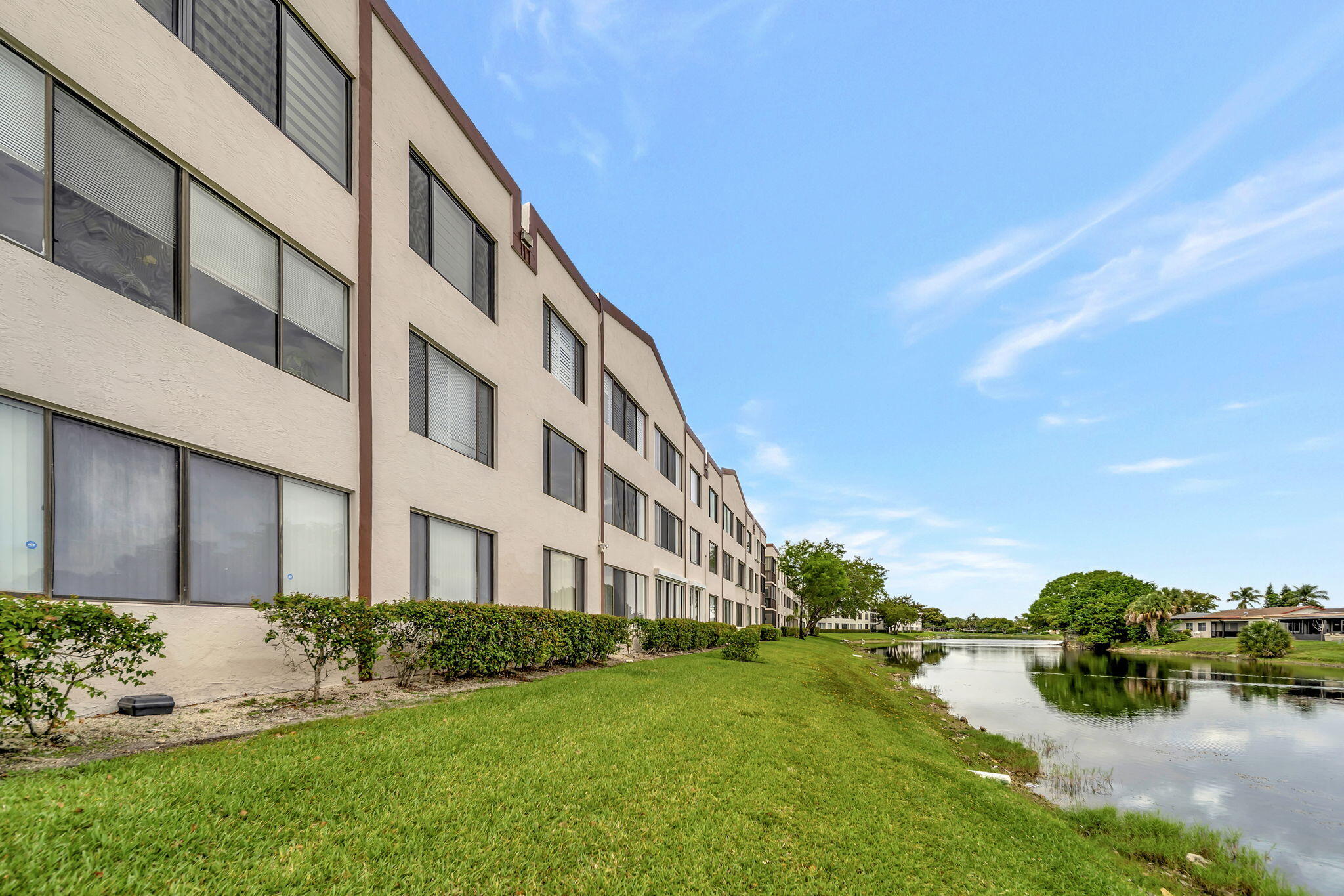 9485 N Belfort #308, Tamarac FL 33321