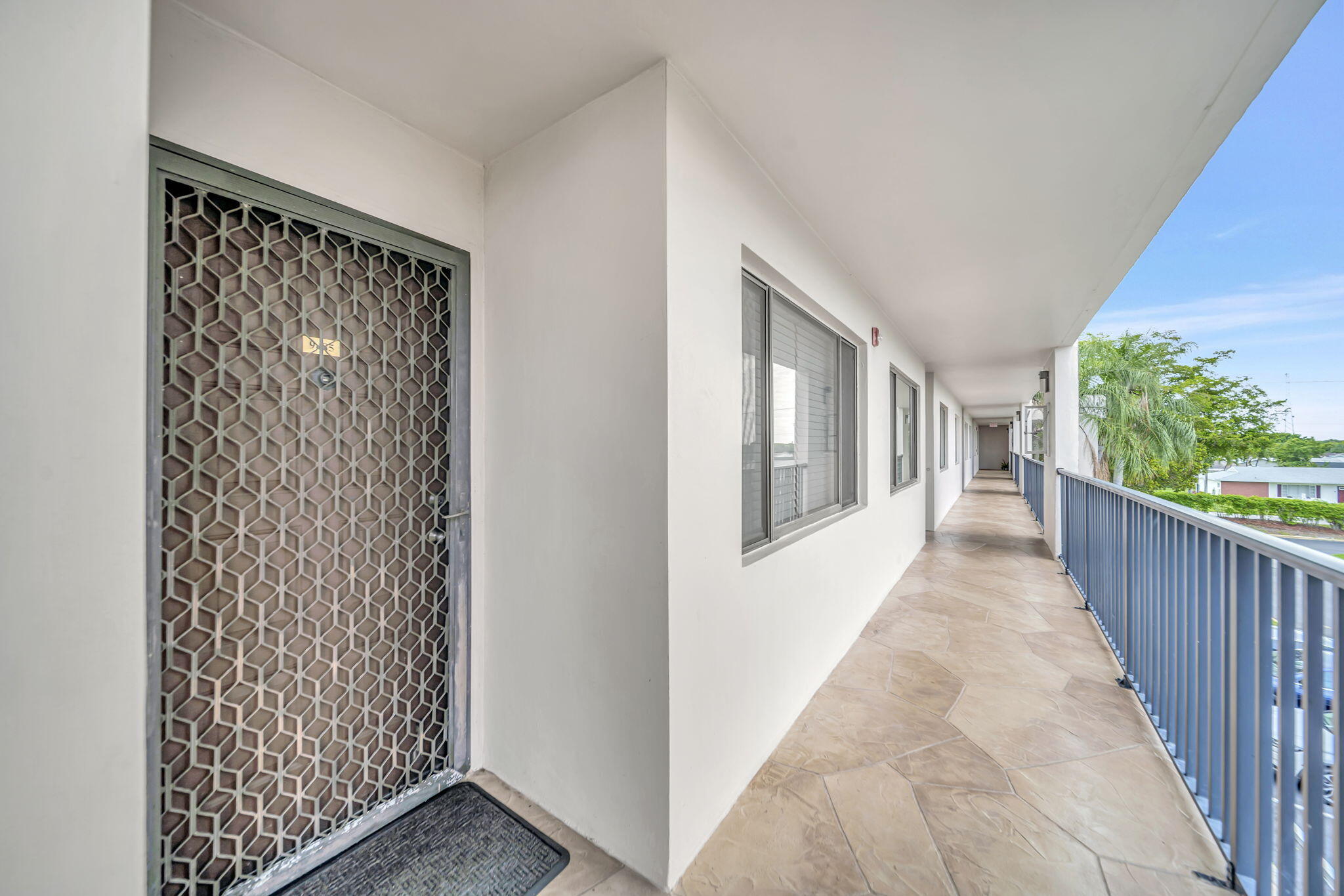 9485 N Belfort #308, Tamarac FL 33321