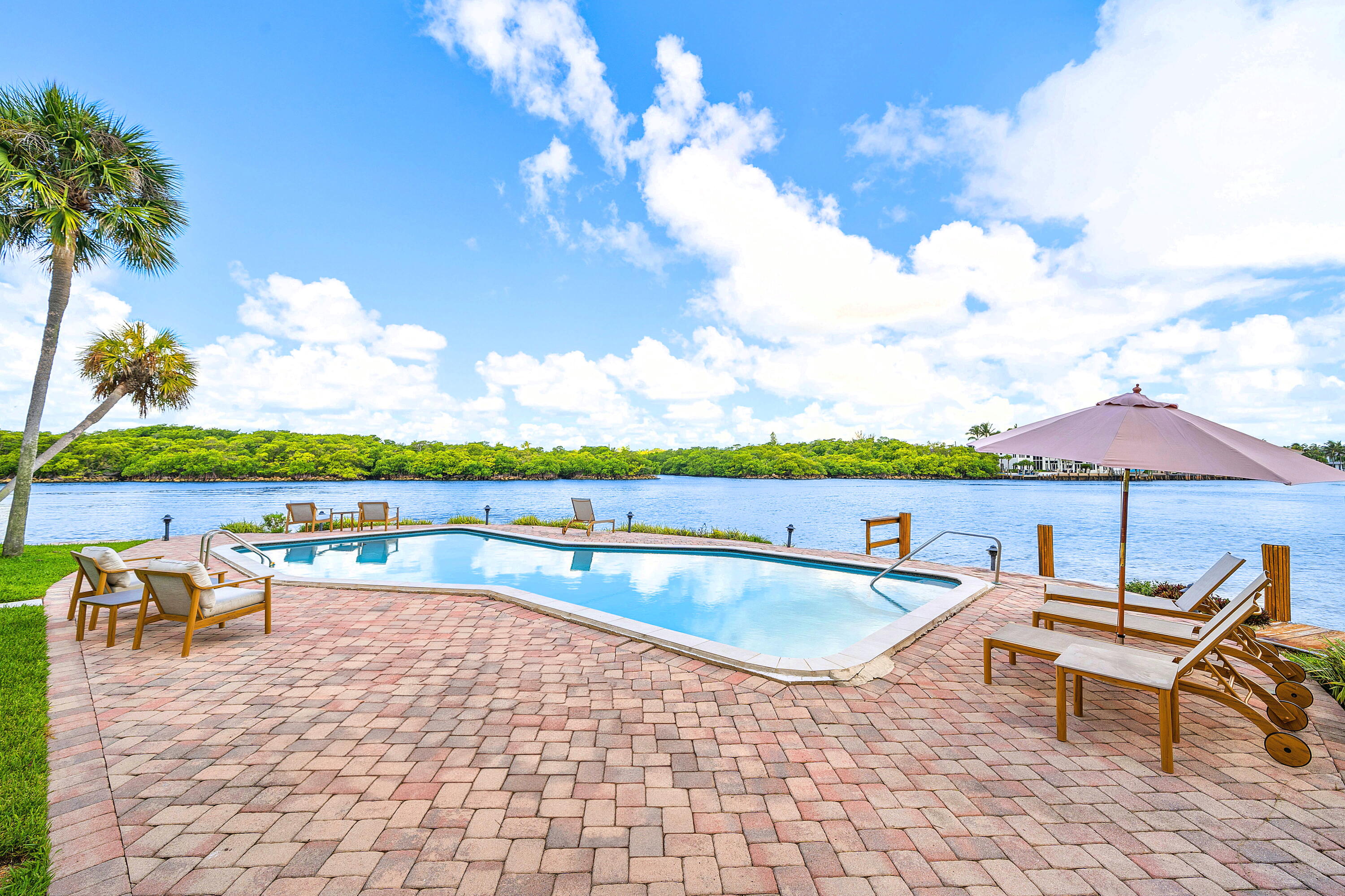 1005 Bel Air #5, Highland Beach FL 33487