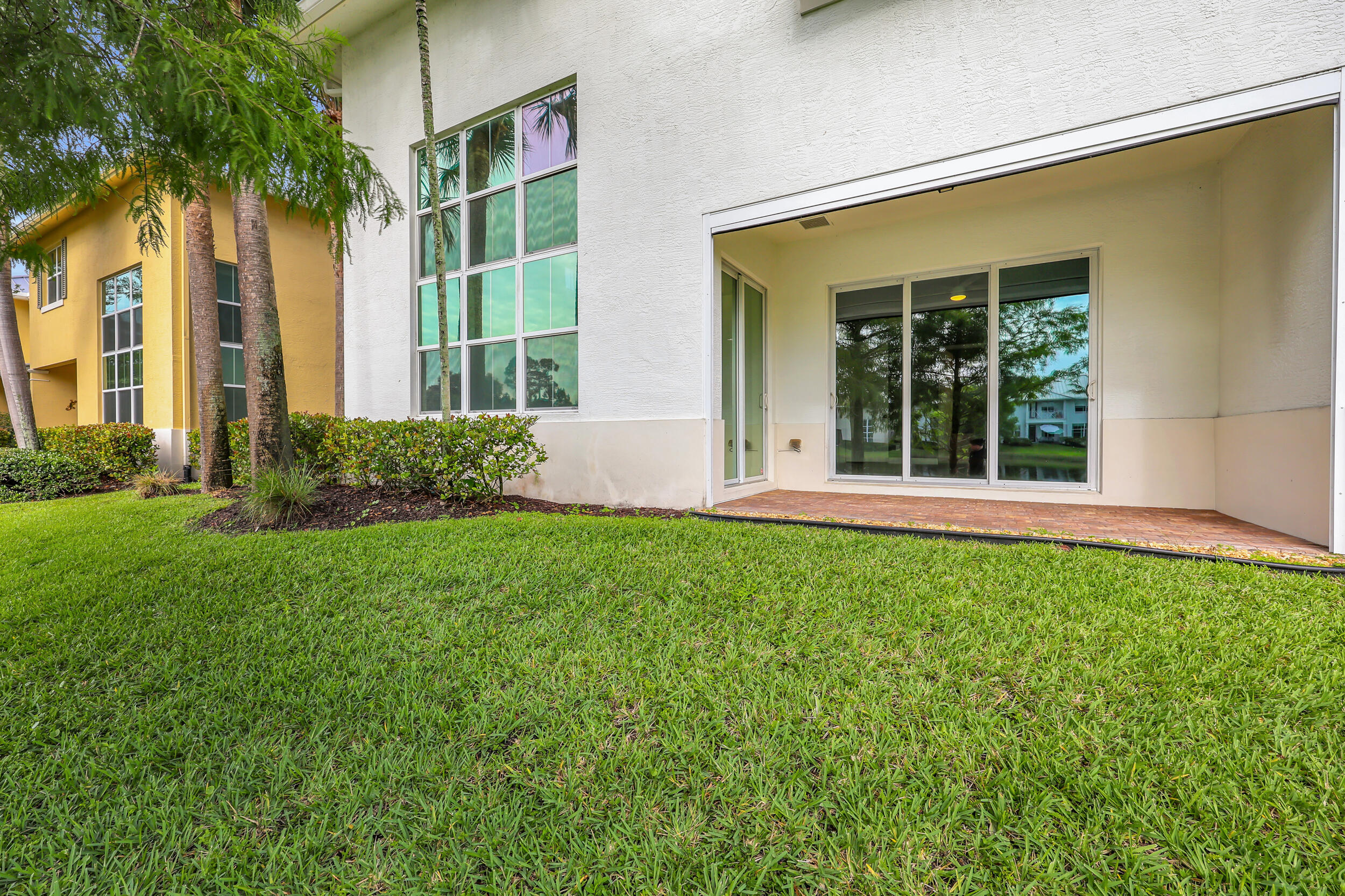 3032 Princeton, Palm Beach Gardens FL 33418