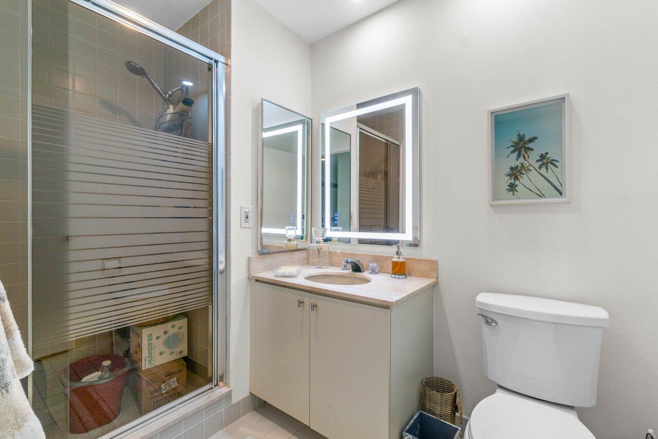 61 Eastgate #D, Boynton Beach FL 33436