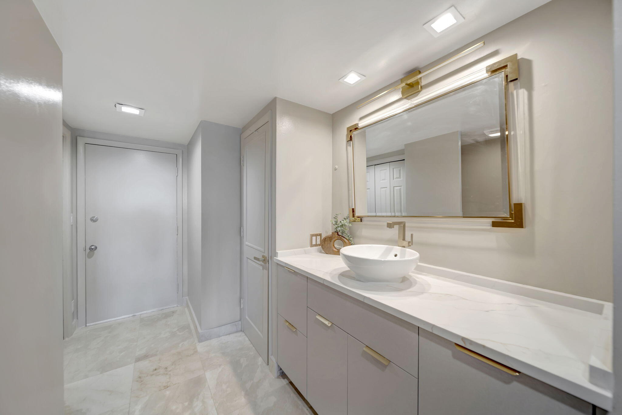 2100 S Ocean #101-102, Fort Lauderdale FL 33316