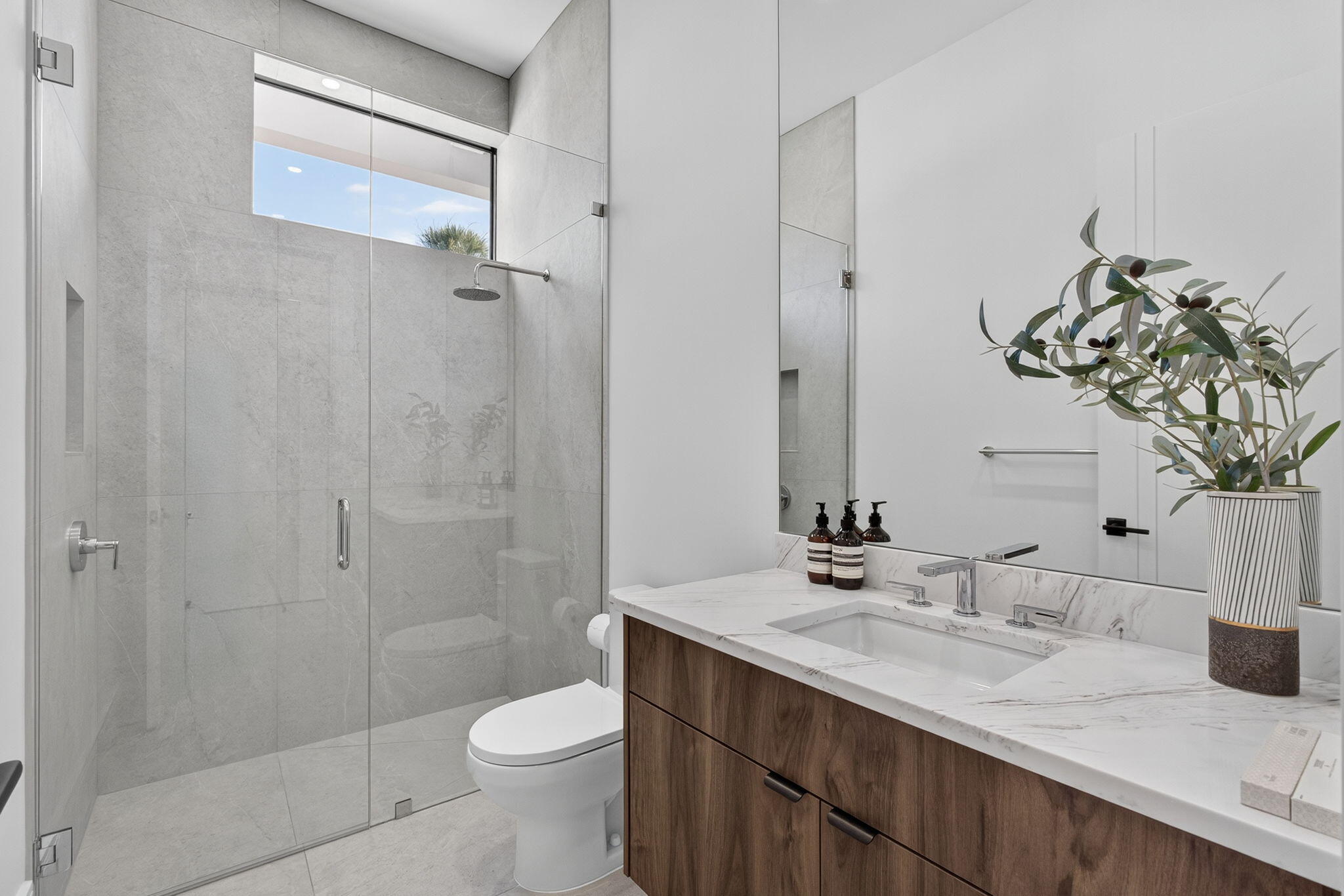 123 Murray, West Palm Beach FL 33405