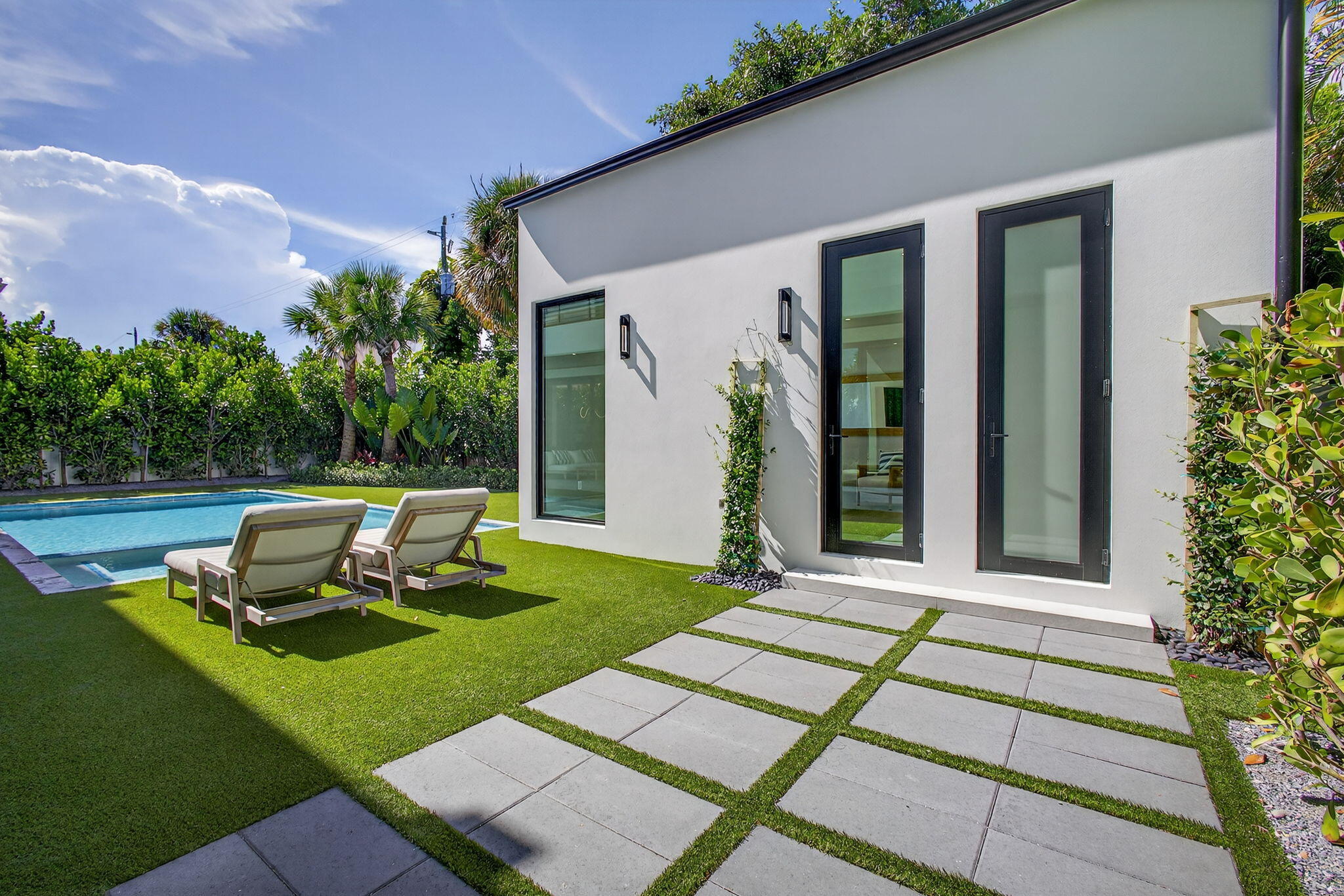 123 Murray, West Palm Beach FL 33405