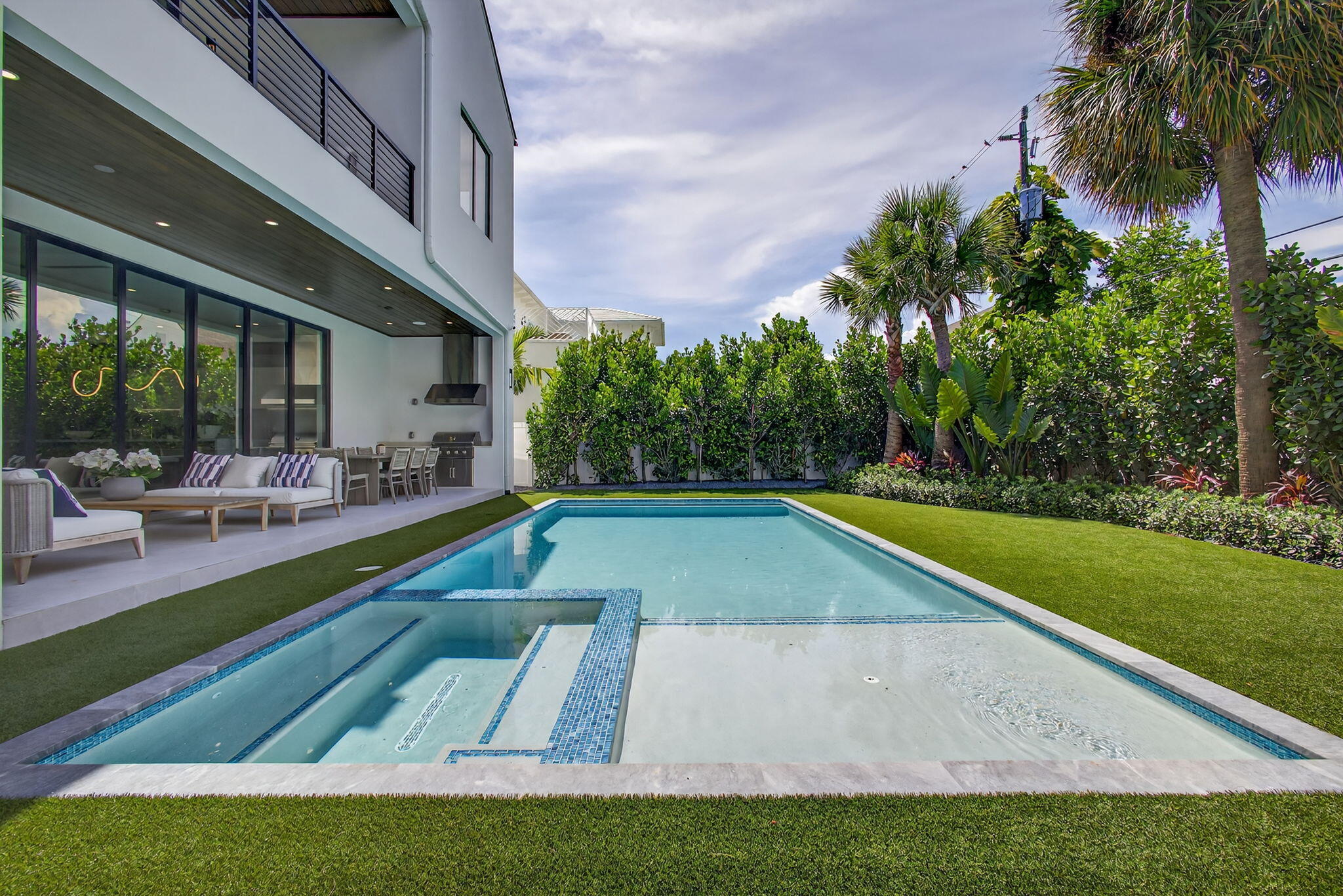 123 Murray, West Palm Beach FL 33405