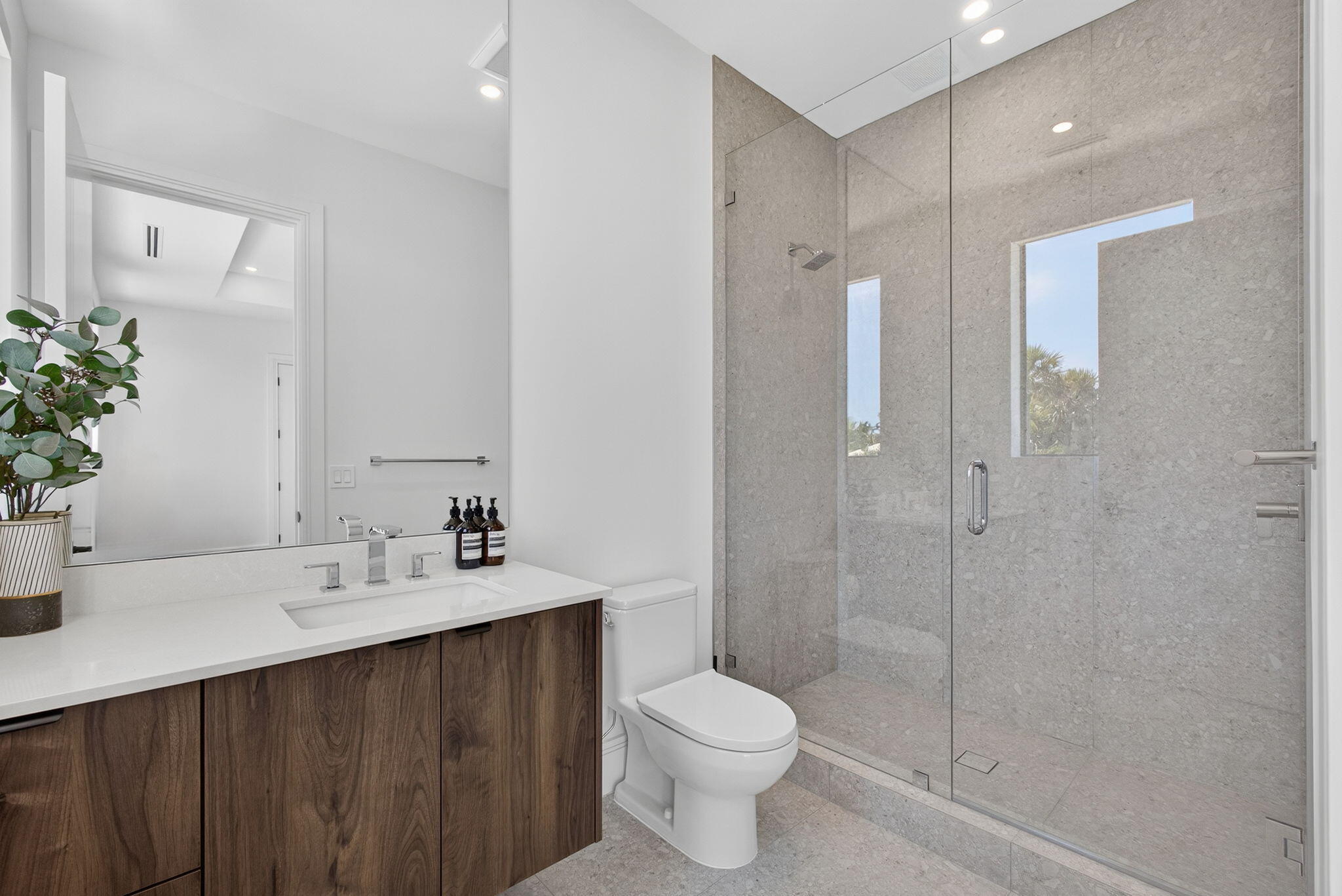 123 Murray, West Palm Beach FL 33405