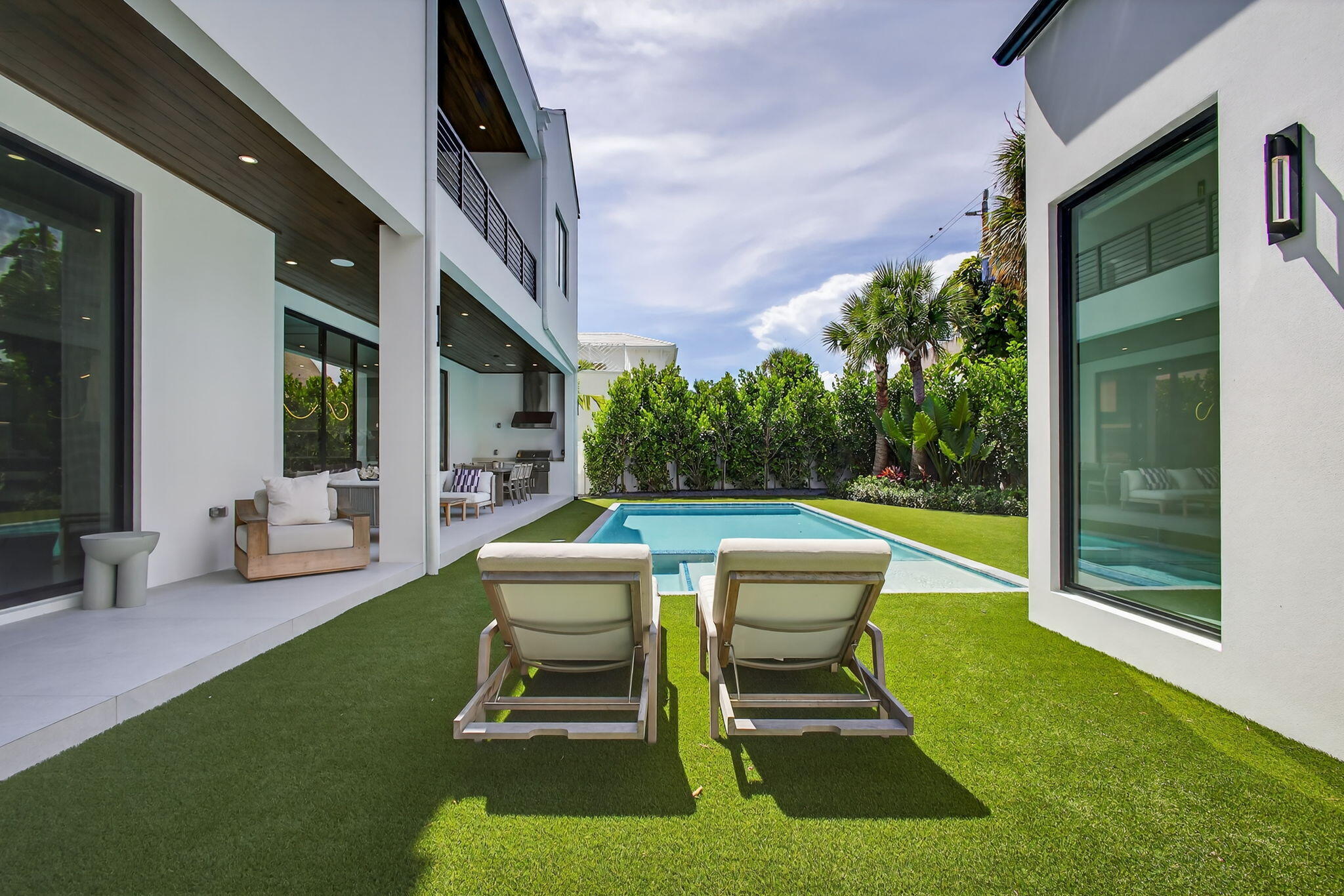 123 Murray, West Palm Beach FL 33405
