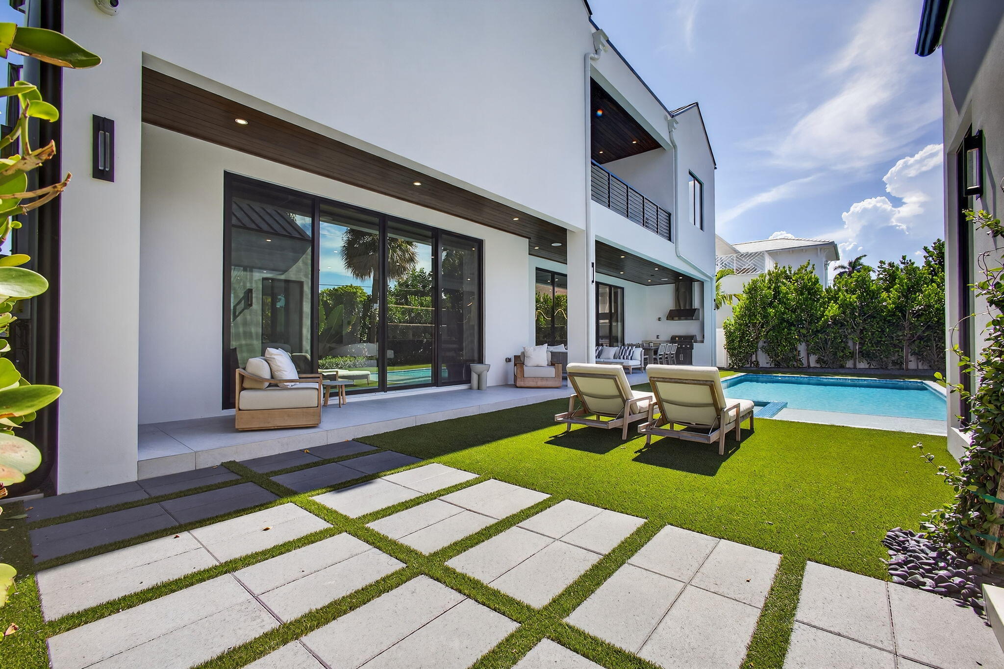 123 Murray, West Palm Beach FL 33405