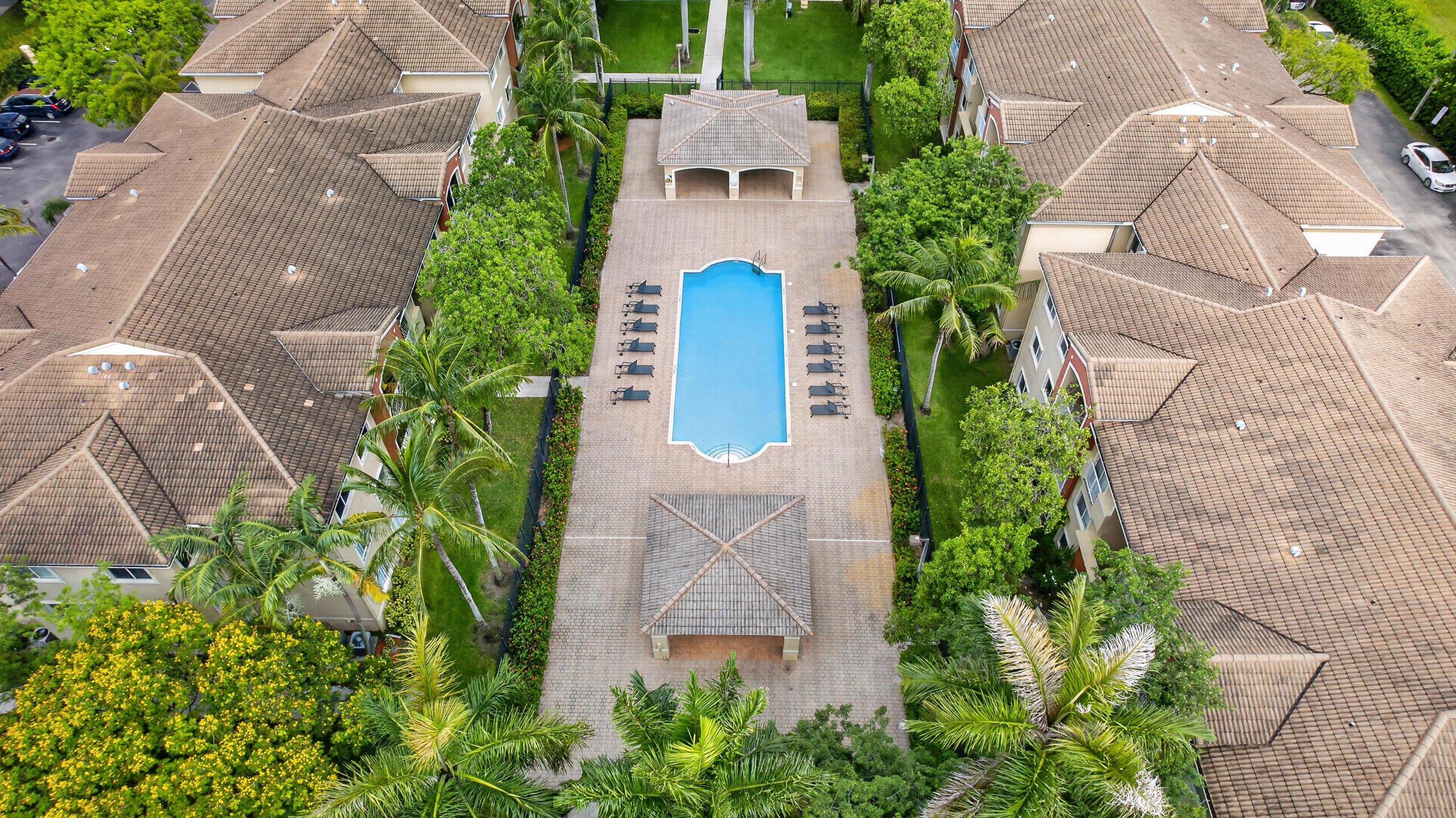 7085 Nova #232, Davie FL 33317
