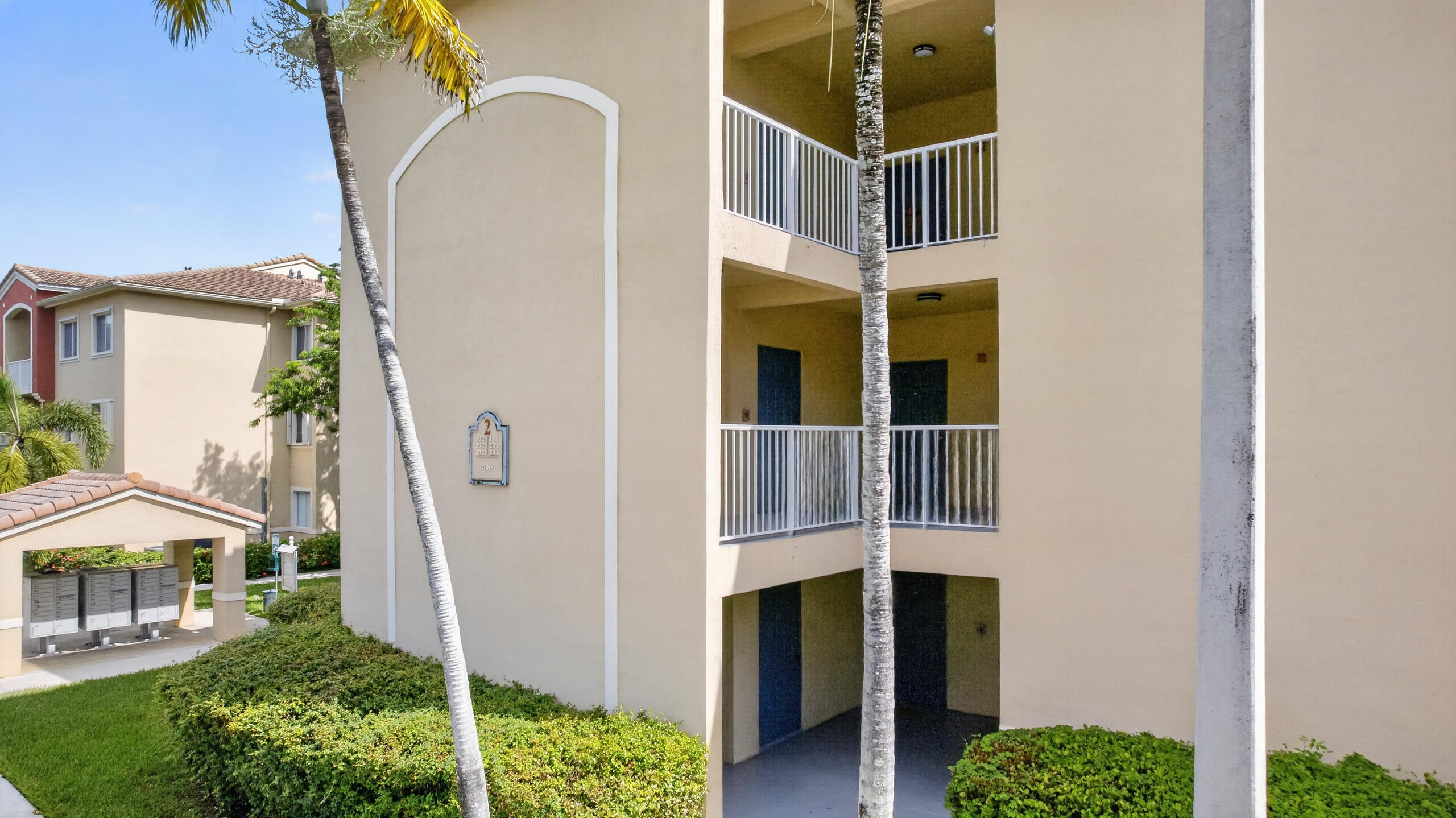 7085 Nova #232, Davie FL 33317