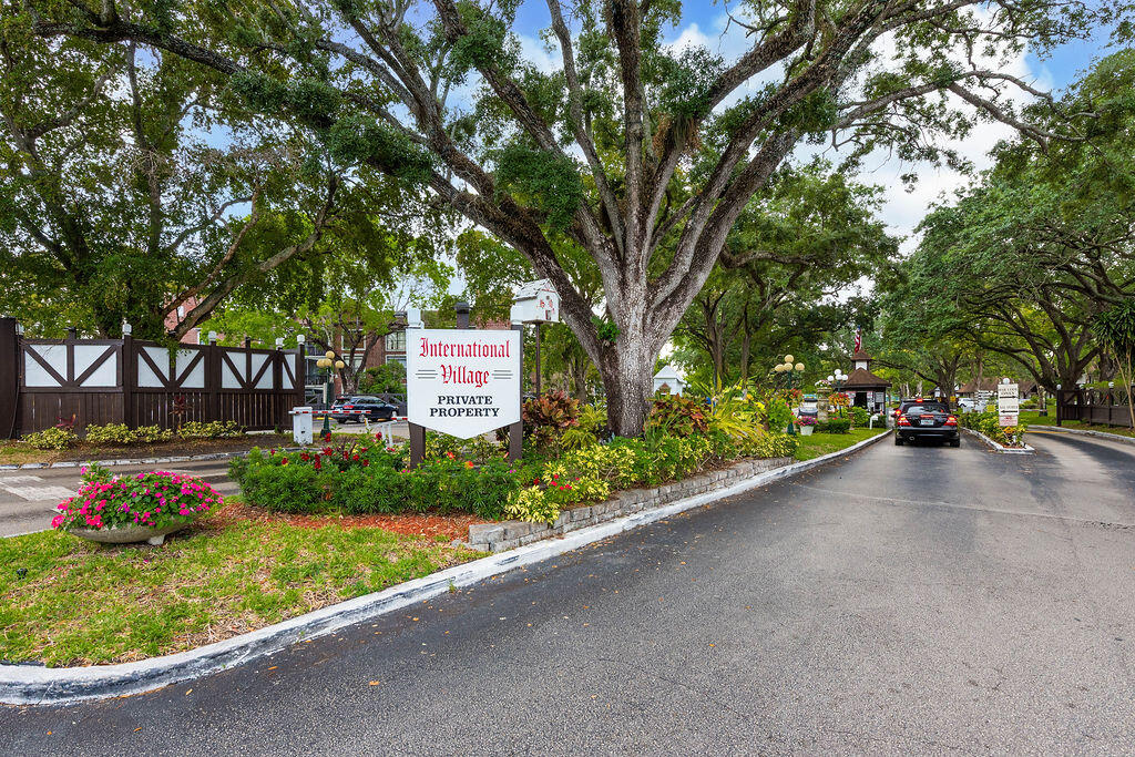 3680 Inverrary #1v, Lauderhill FL 33319