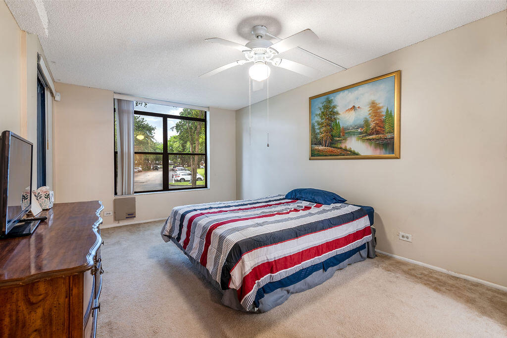 3680 Inverrary #1v, Lauderhill FL 33319