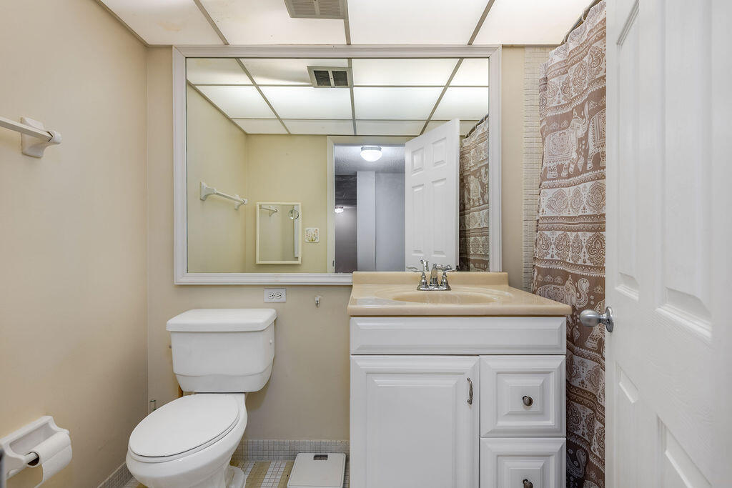 3680 Inverrary #1v, Lauderhill FL 33319