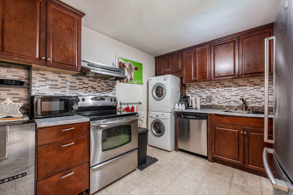 3680 Inverrary #1v, Lauderhill FL 33319