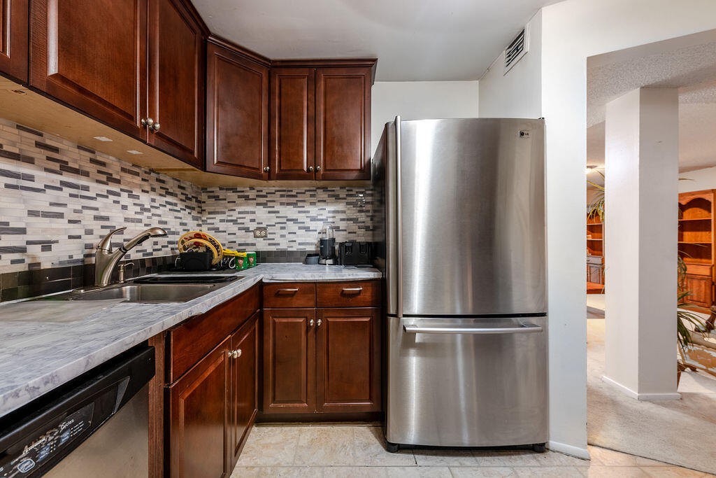 3680 Inverrary #1v, Lauderhill FL 33319