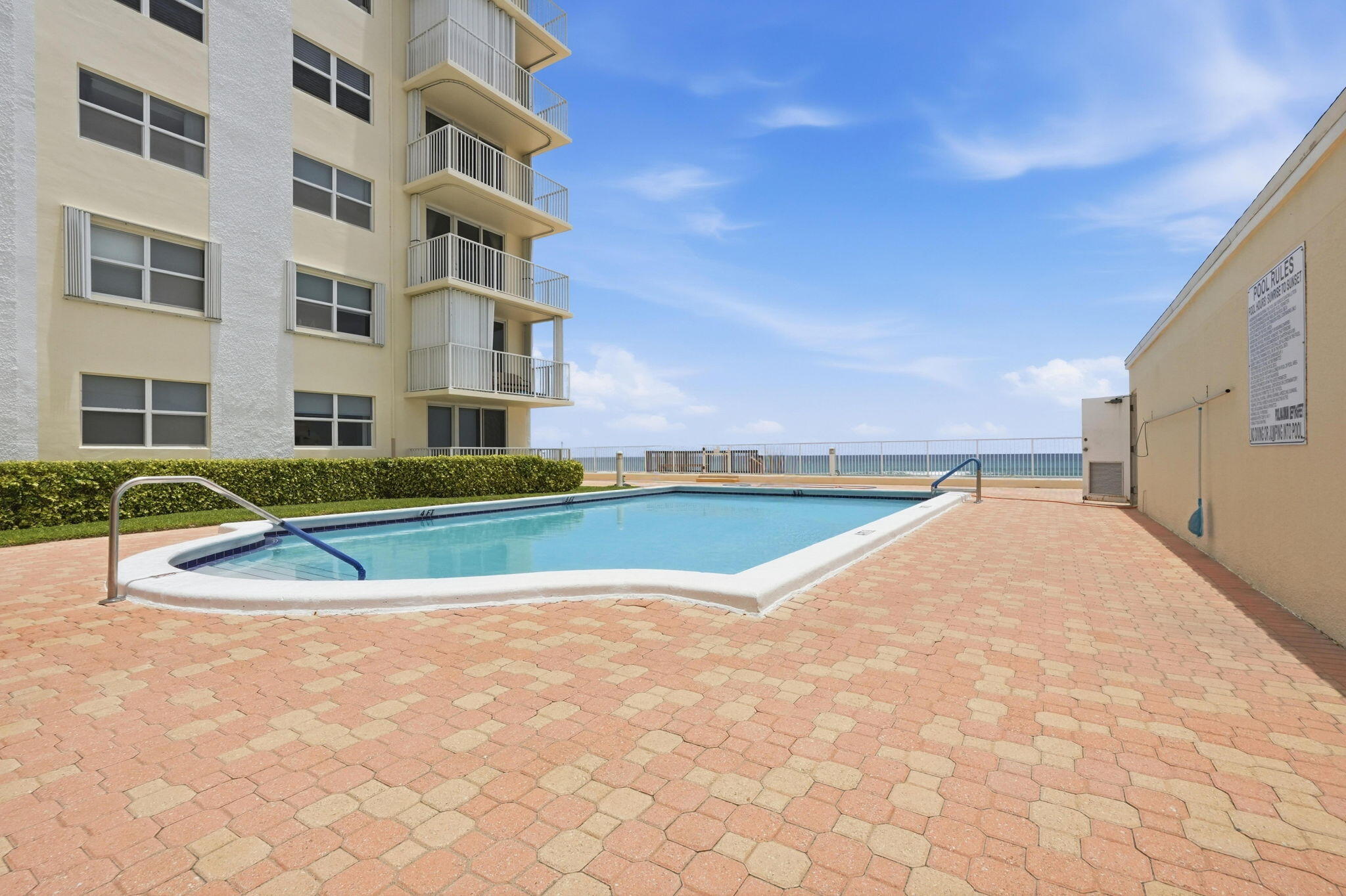 3540 South Ocean #310, South Palm Beach FL 33480