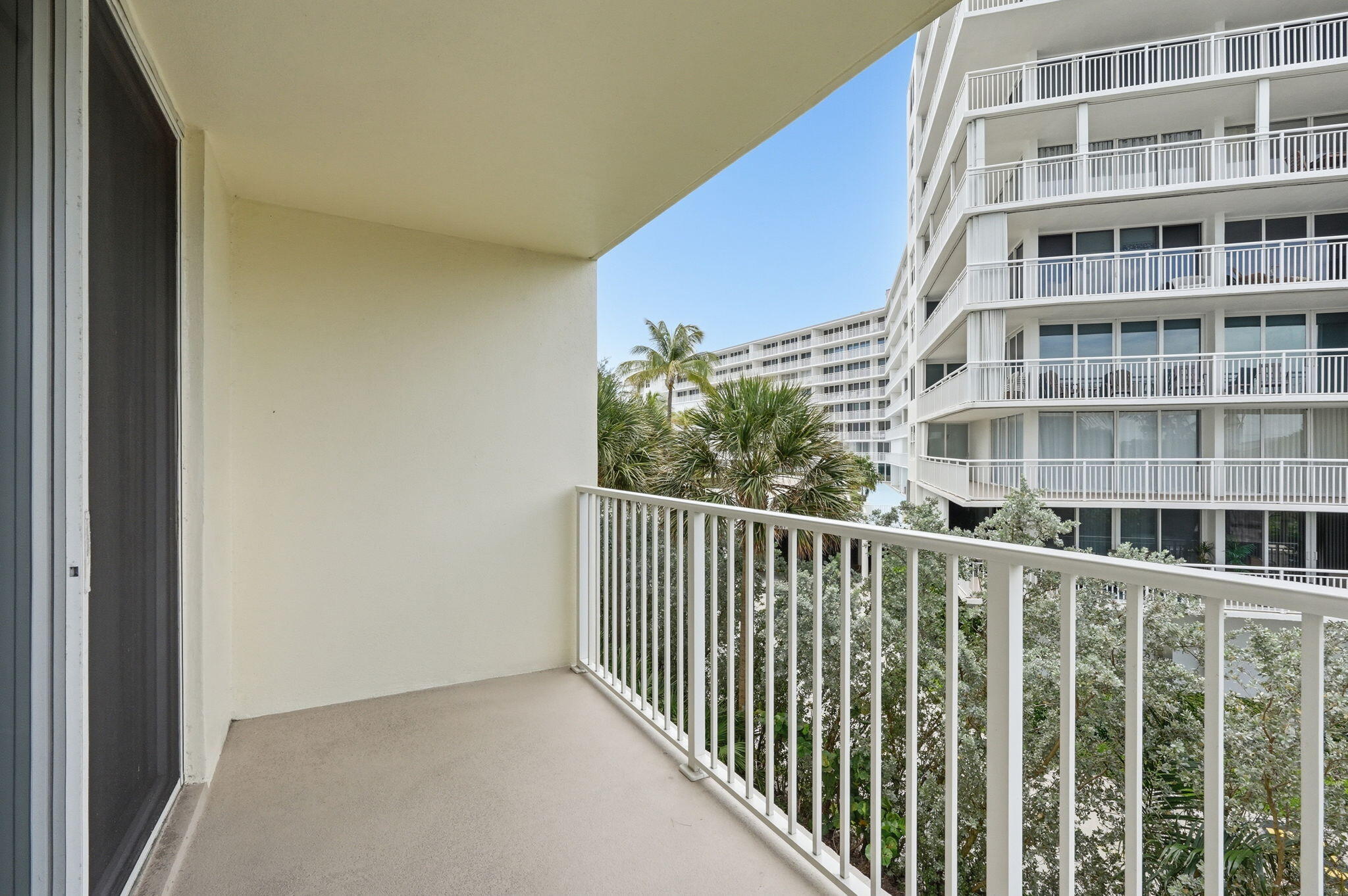 3540 South Ocean #310, South Palm Beach FL 33480