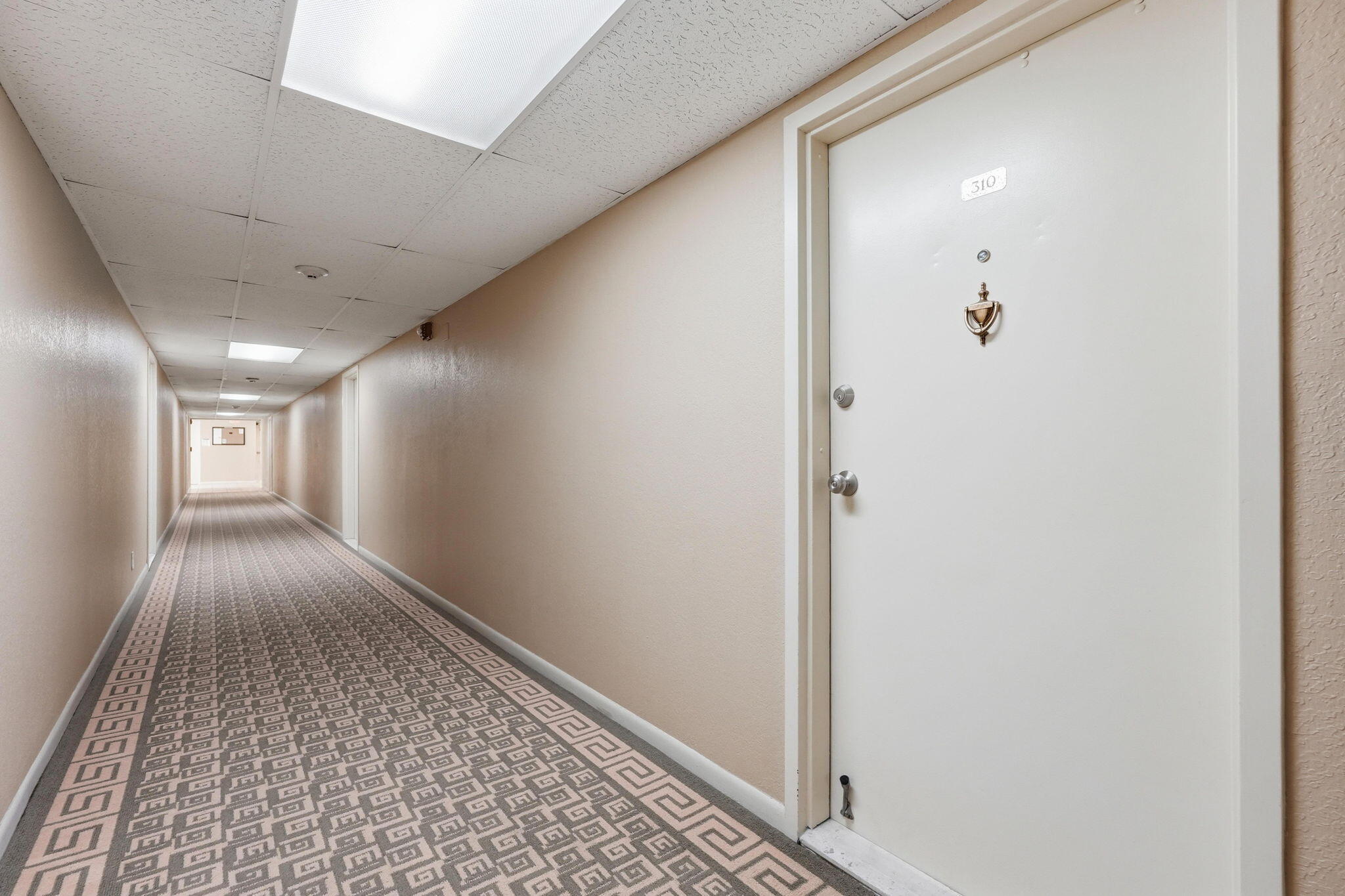 3540 South Ocean #310, South Palm Beach FL 33480