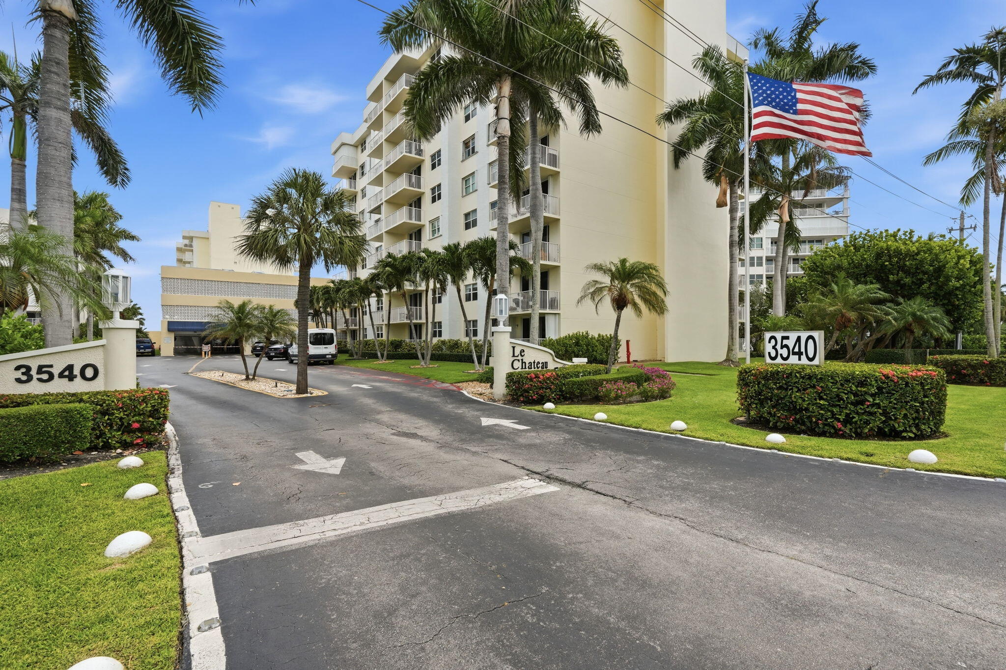 3540 South Ocean #310, South Palm Beach FL 33480