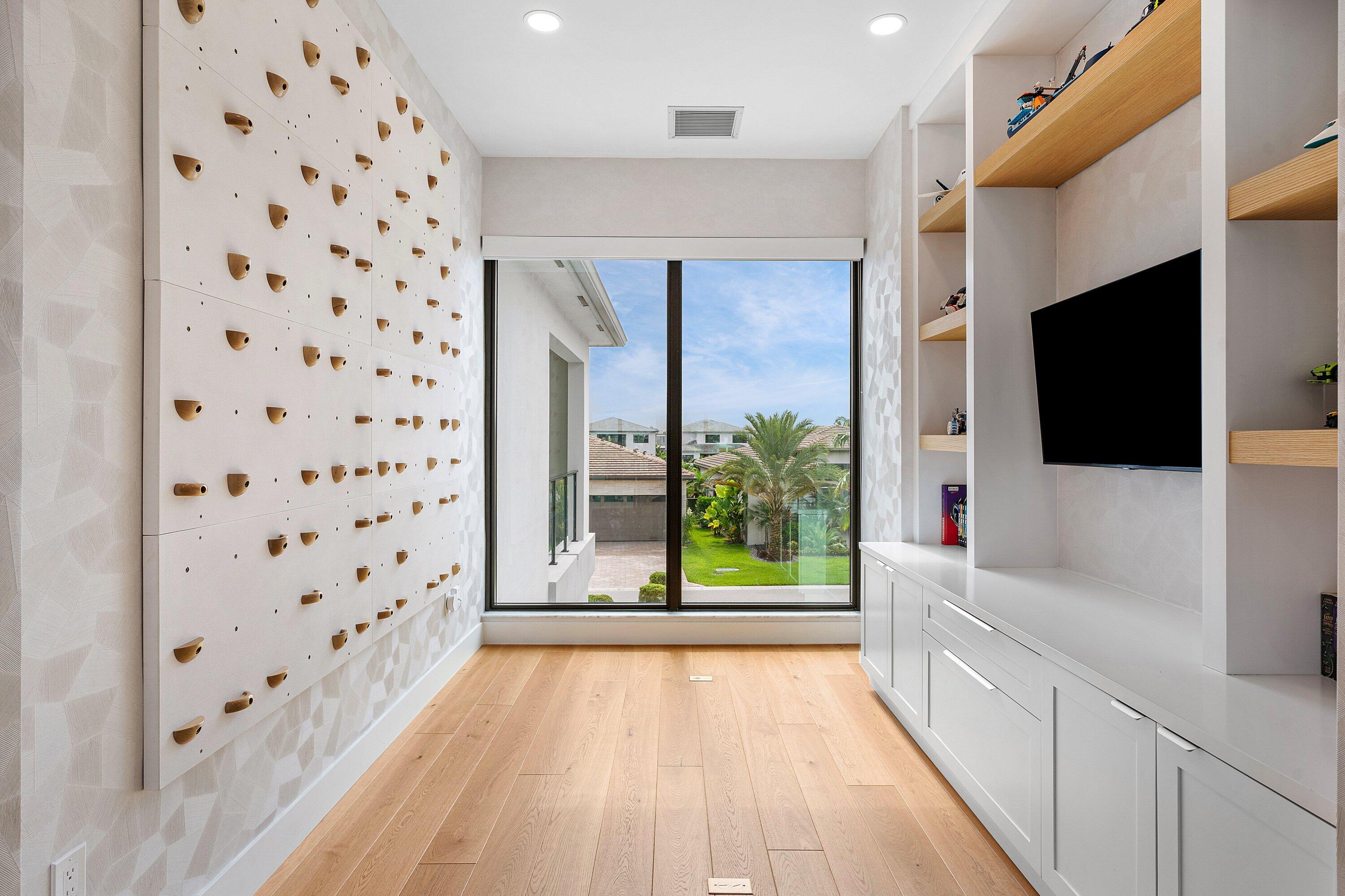 17051 Five Waters, Boca Raton FL 33496