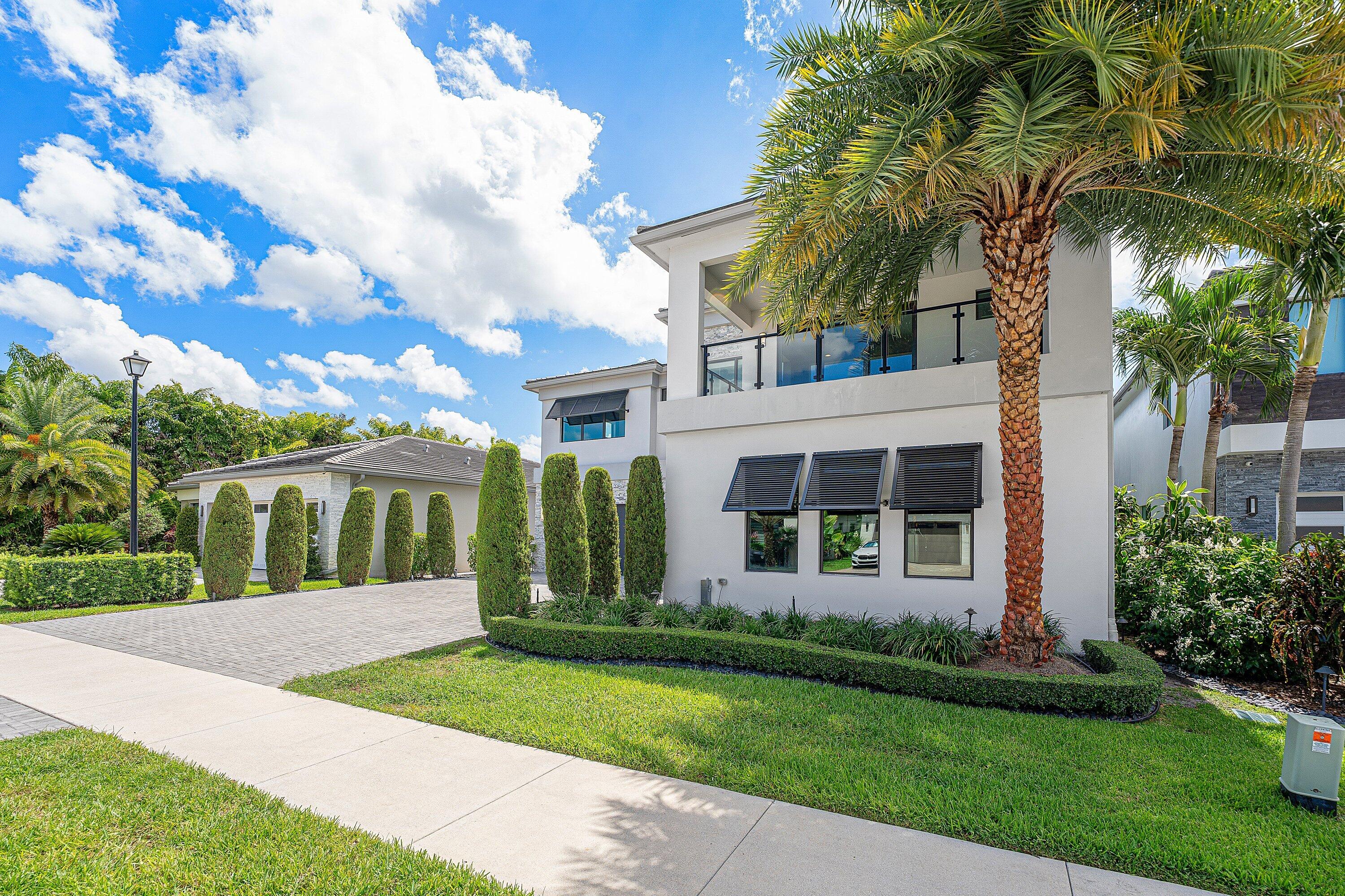 17051 Five Waters, Boca Raton FL 33496