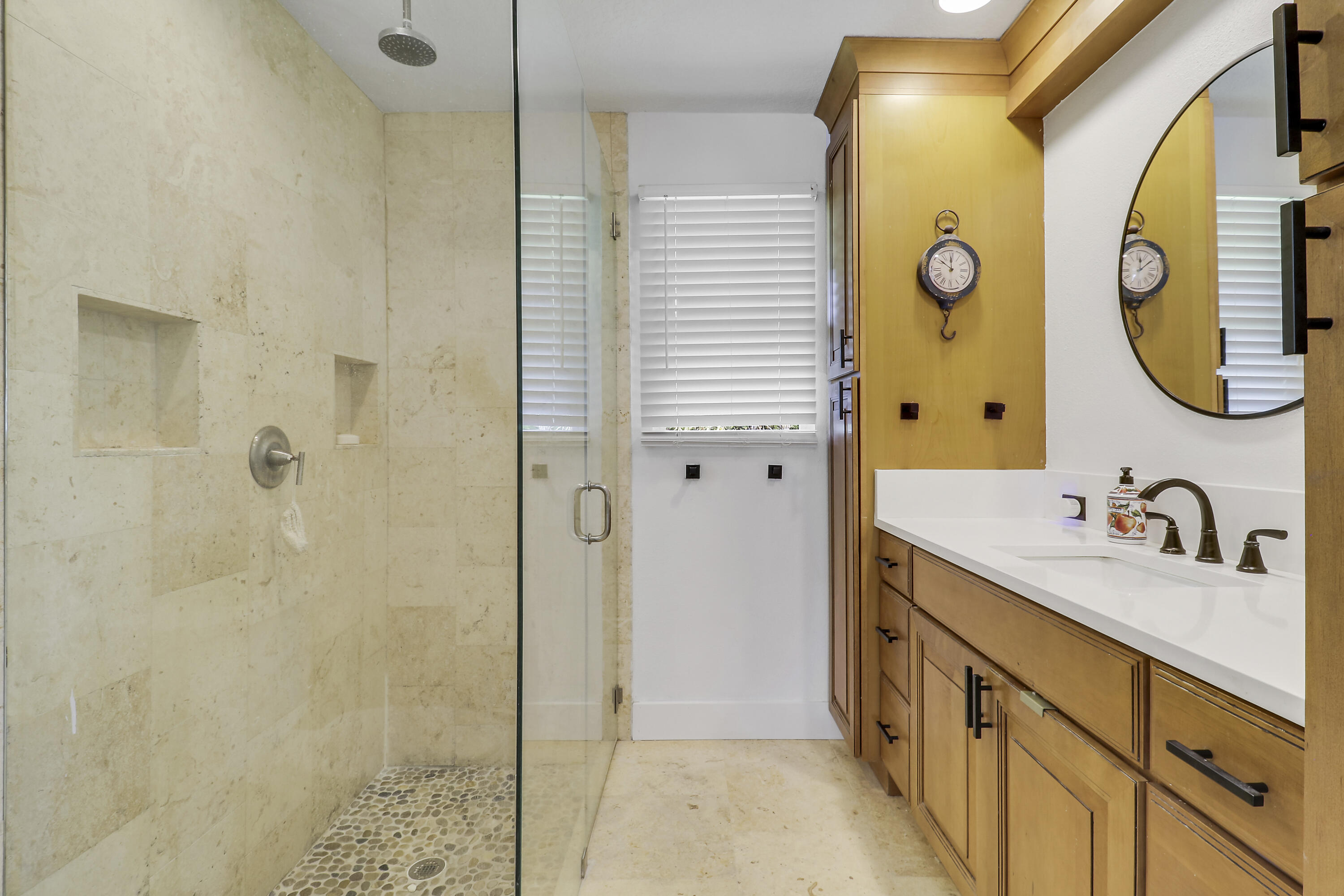 8352 N 154th Ct, Palm Beach Gardens FL 33418