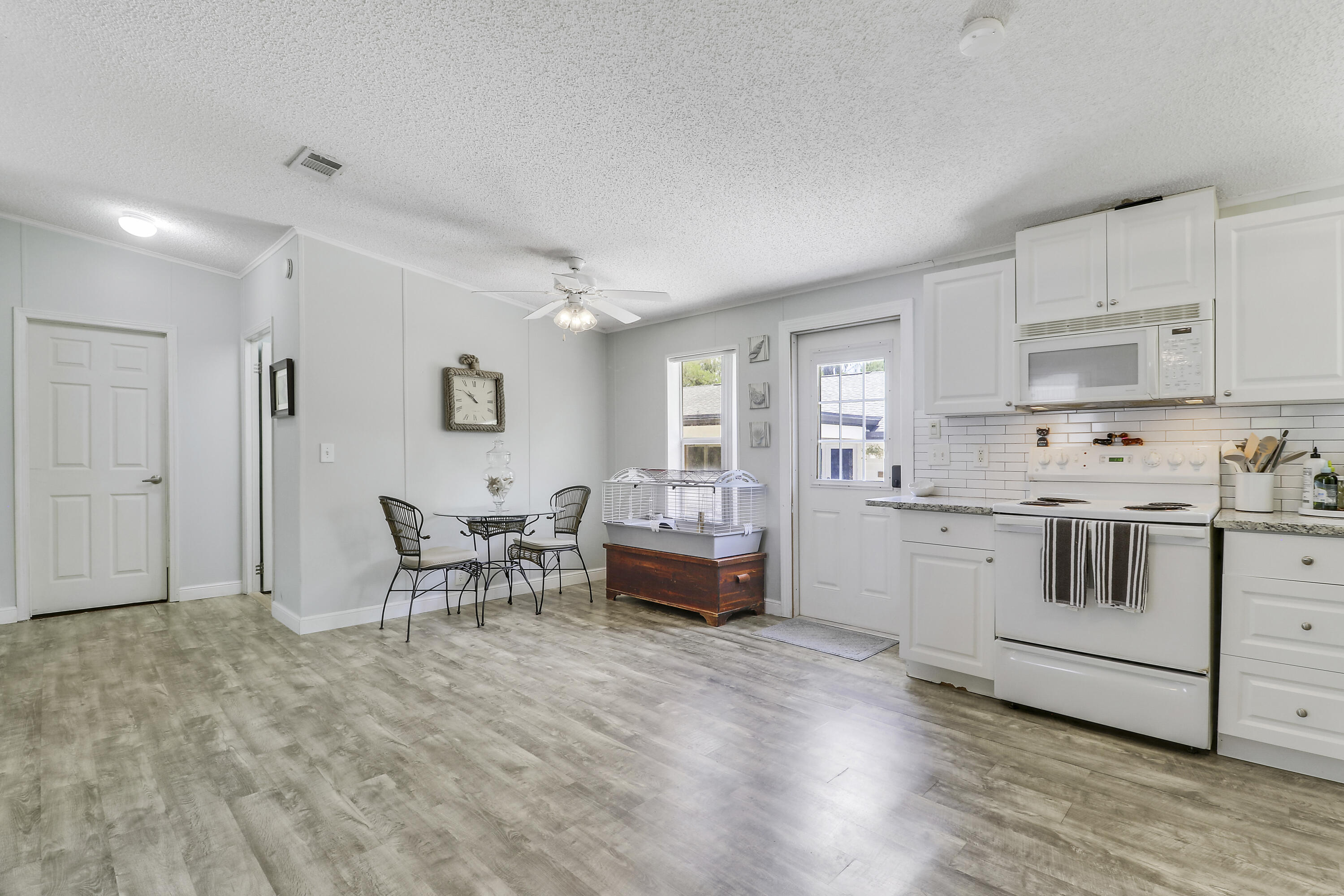 8352 N 154th Ct, Palm Beach Gardens FL 33418