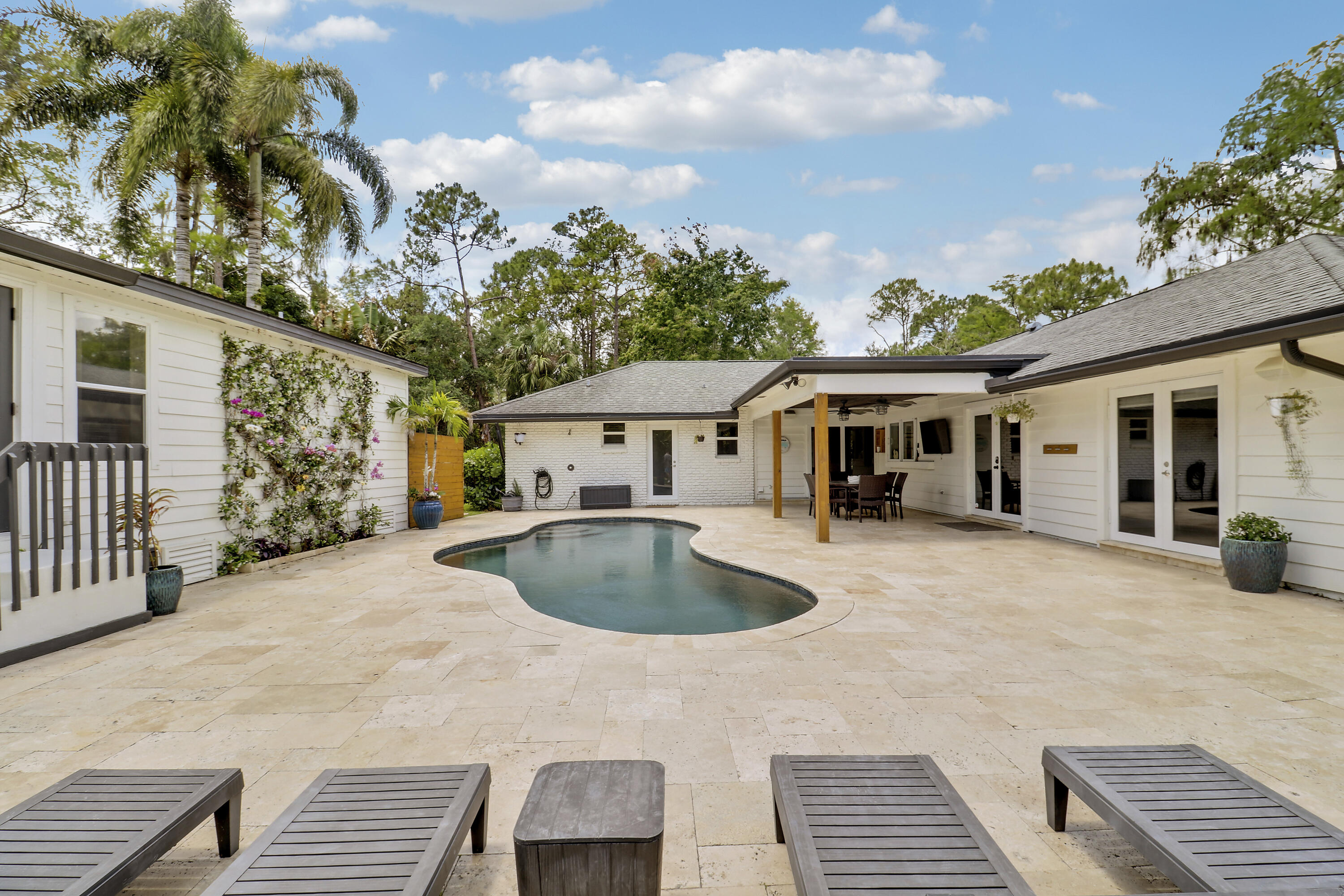 8352 N 154th Ct, Palm Beach Gardens FL 33418