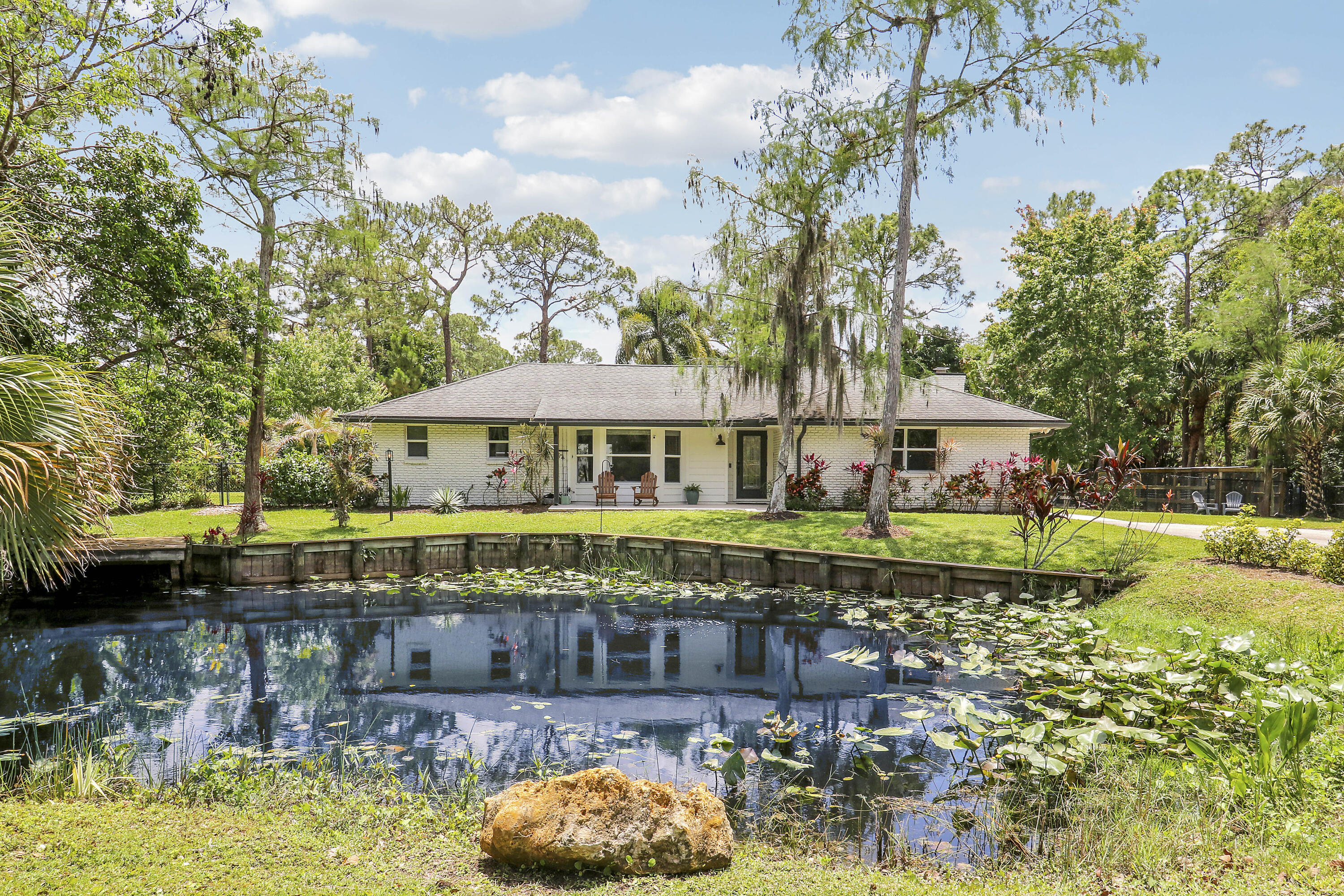 8352 N 154th Ct, Palm Beach Gardens FL 33418