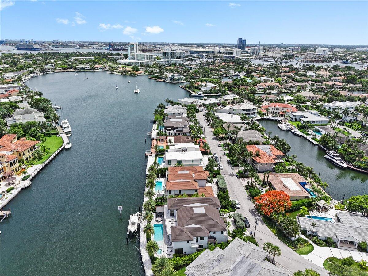 70 Isla Bahia, Fort Lauderdale FL 33316