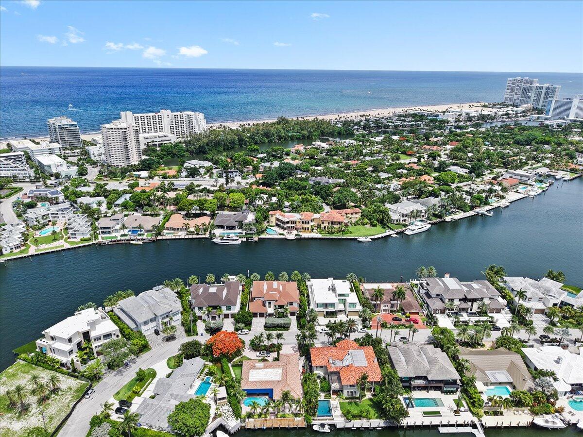 70 Isla Bahia, Fort Lauderdale FL 33316