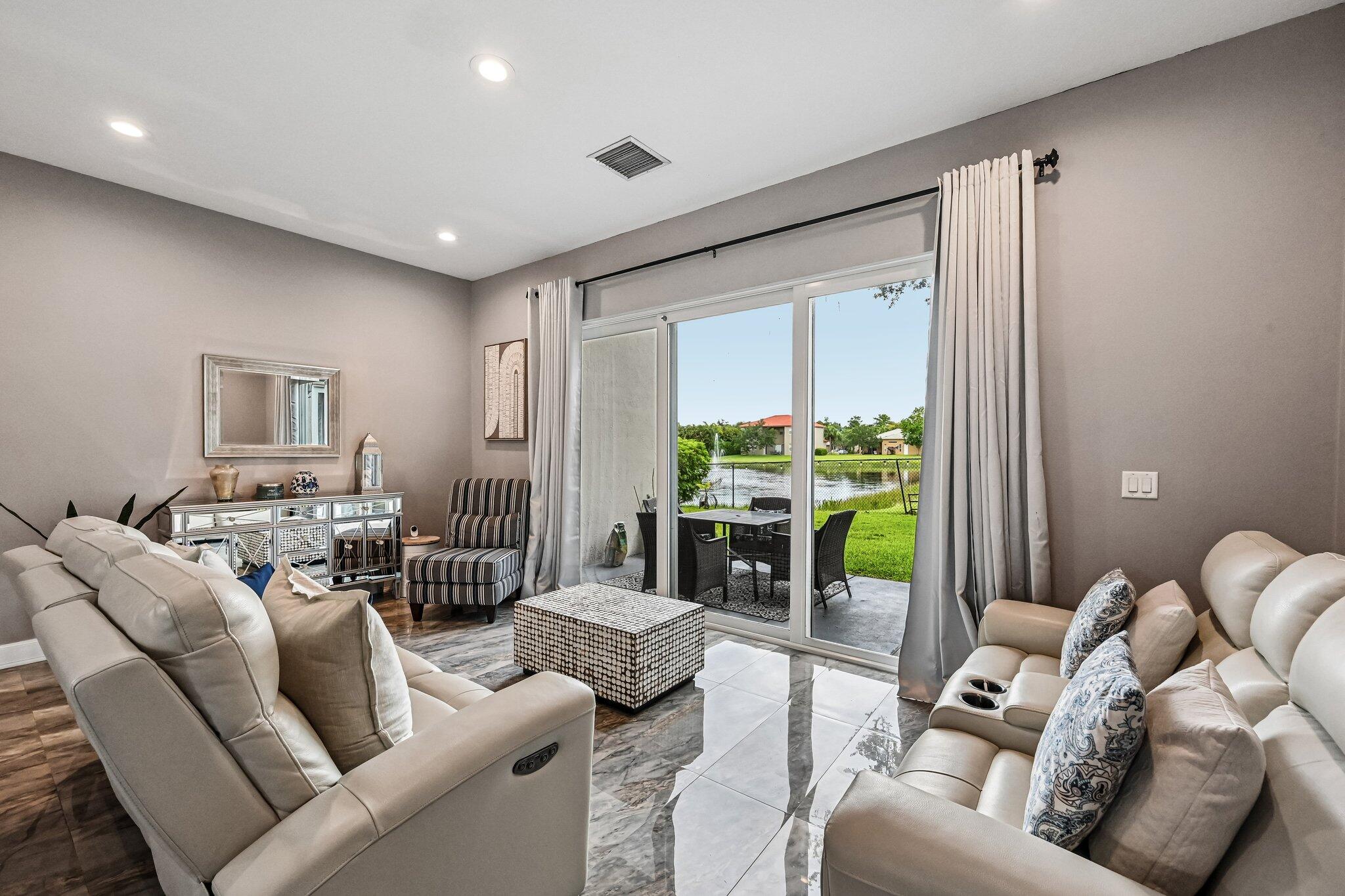 1779 Palisades, West Palm Beach FL 33411