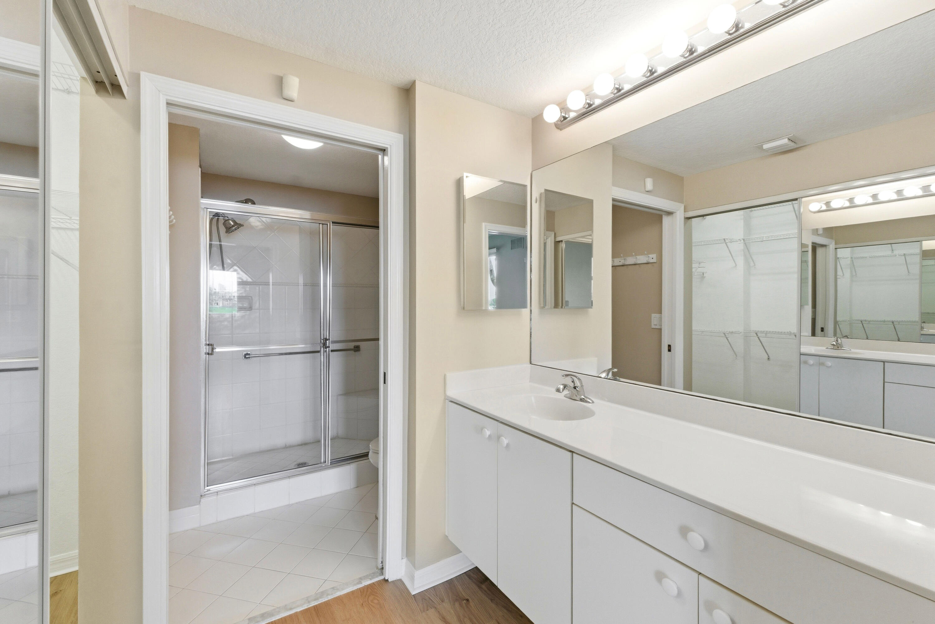 7765 Yardley #107, Tamarac FL 33321