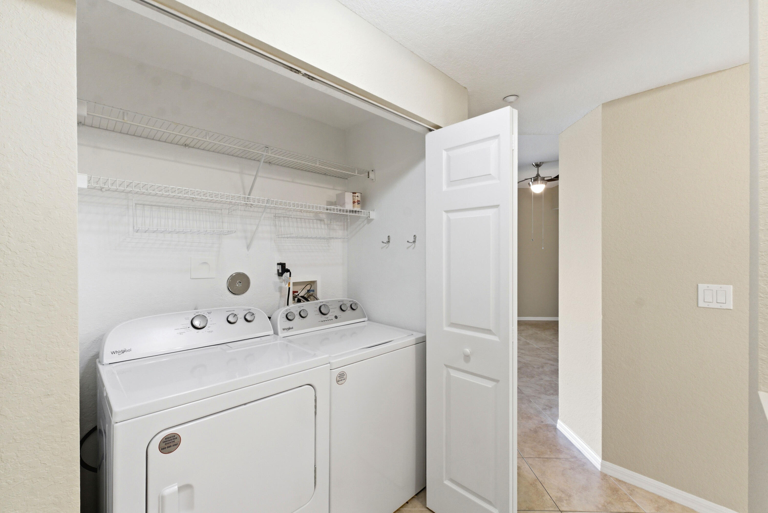 7765 Yardley #107, Tamarac FL 33321
