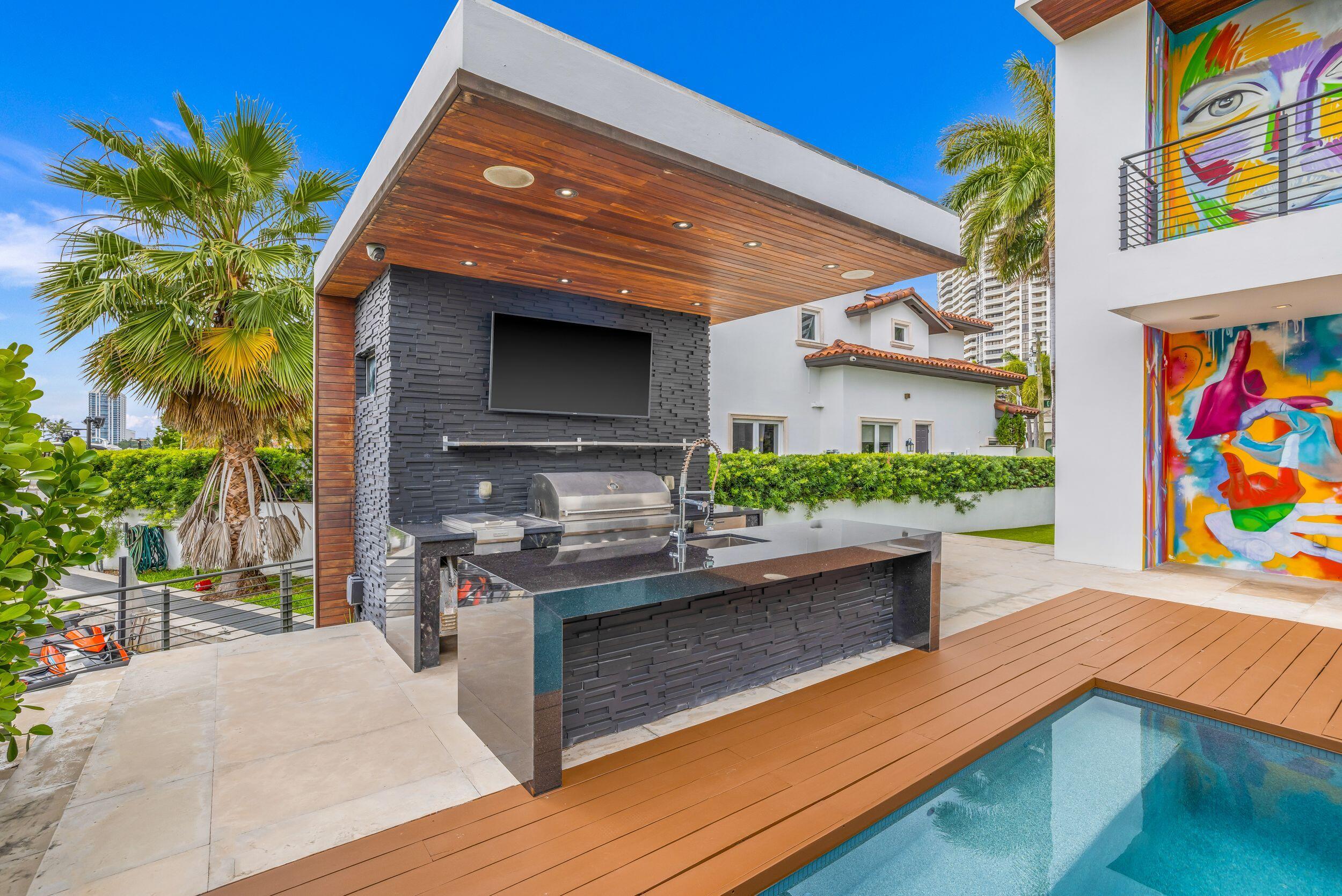 3462 NE 171st, North Miami Beach FL 33160
