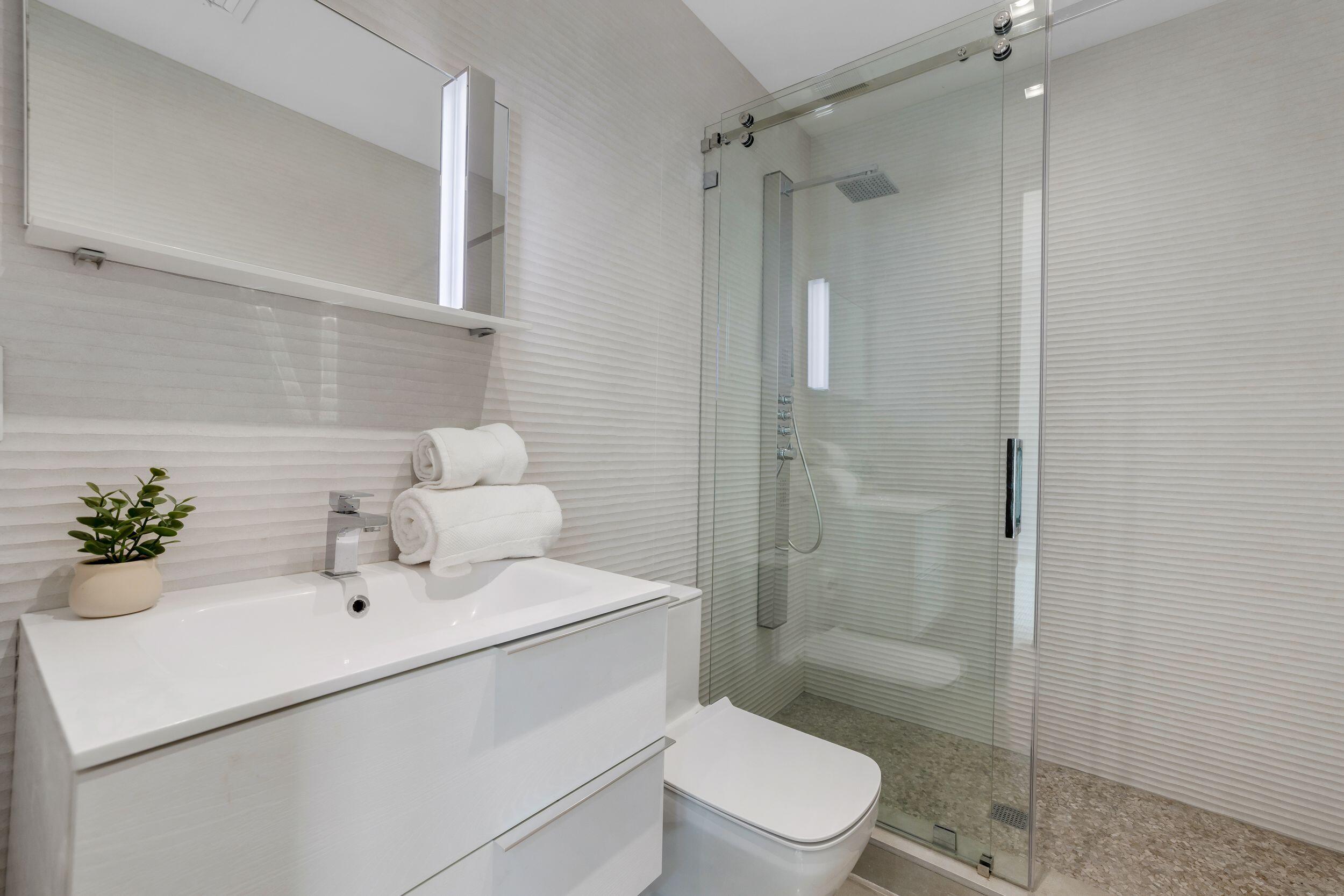 3462 NE 171st, North Miami Beach FL 33160