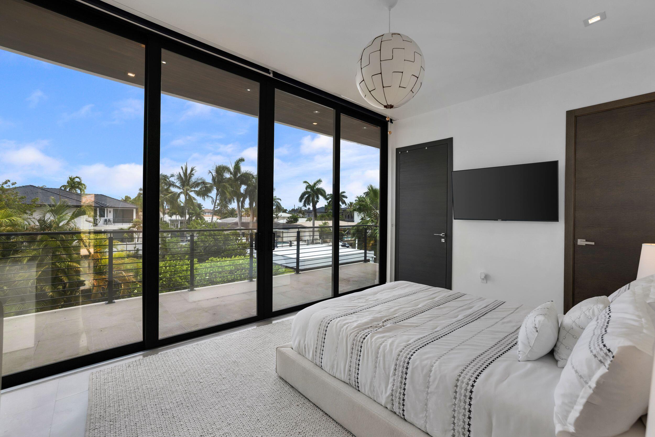 3462 NE 171st, North Miami Beach FL 33160