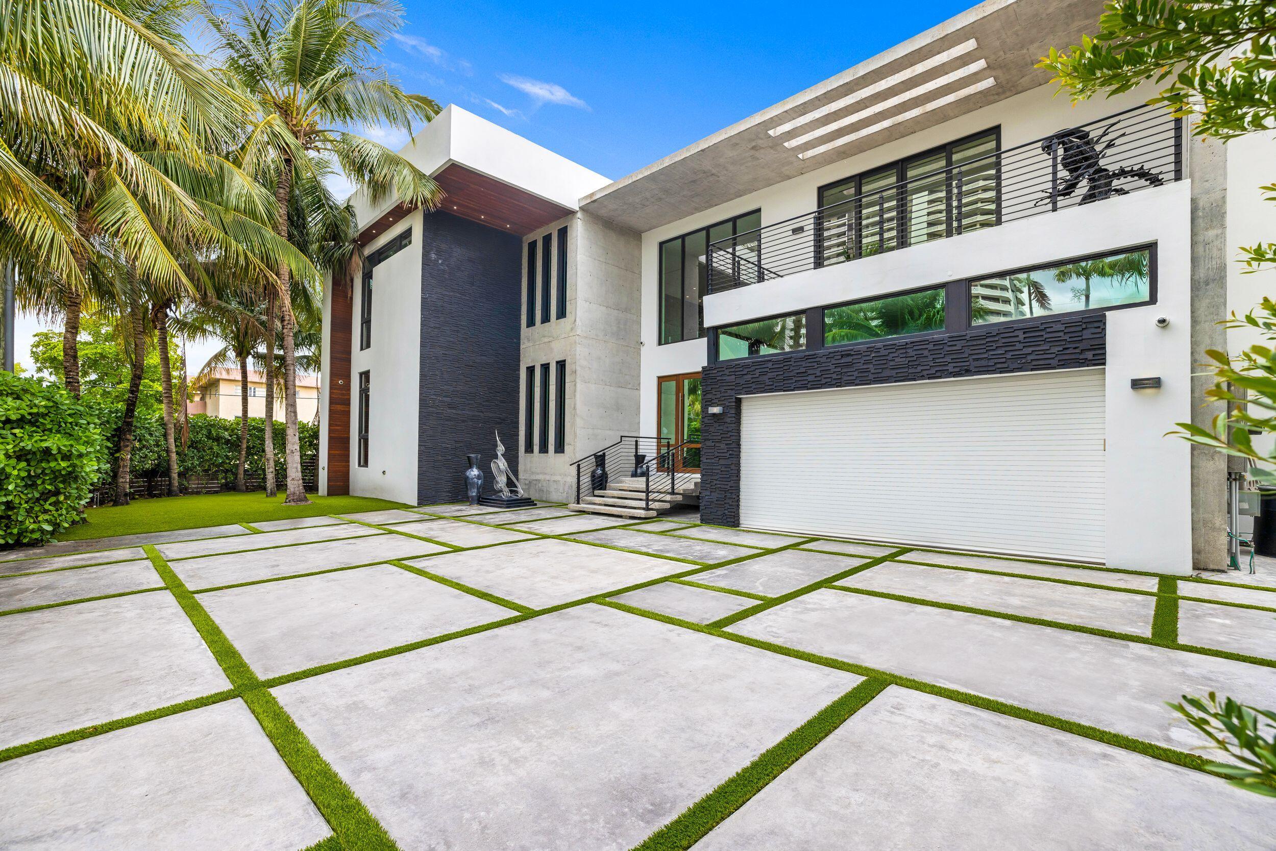 3462 NE 171st, North Miami Beach FL 33160