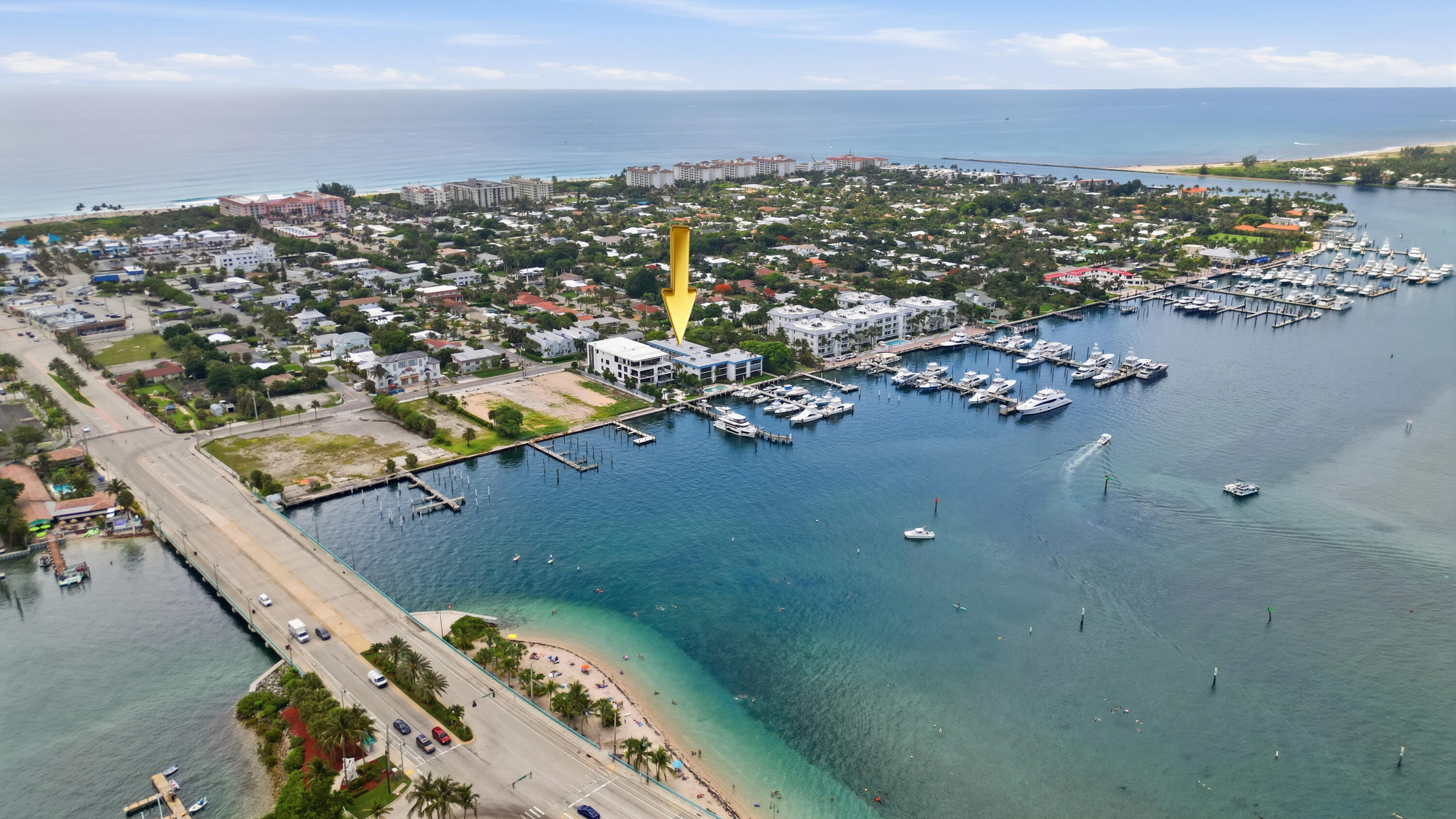 220 Lake #206, Palm Beach Shores FL 33404