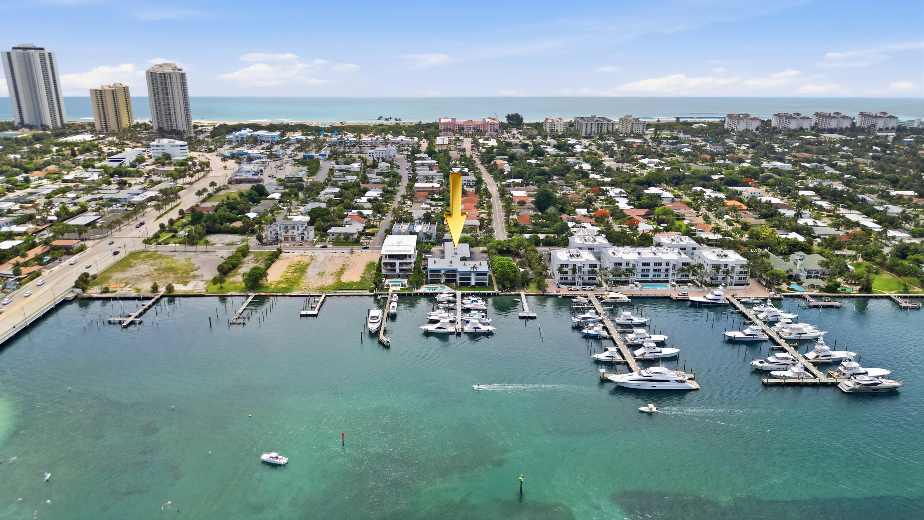 220 Lake #206, Palm Beach Shores FL 33404