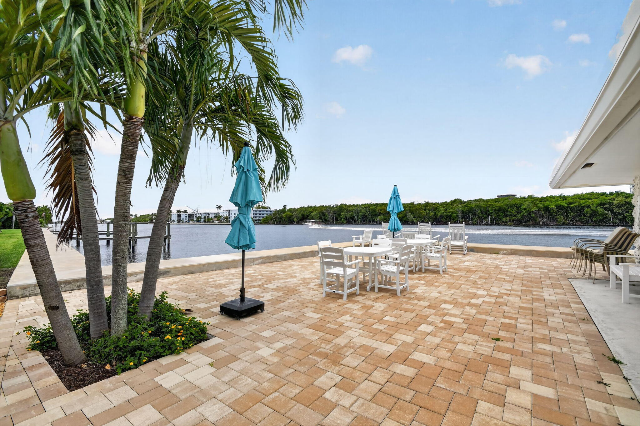5520 N Ocean #110, Ocean Ridge FL 33435