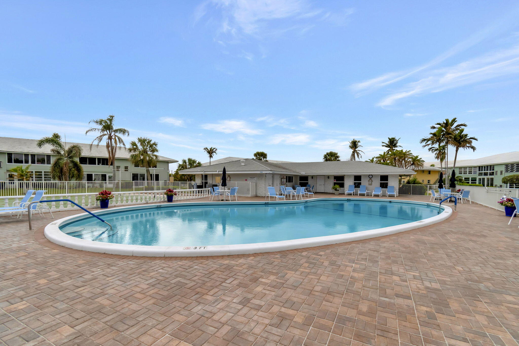 5520 N Ocean #110, Ocean Ridge FL 33435