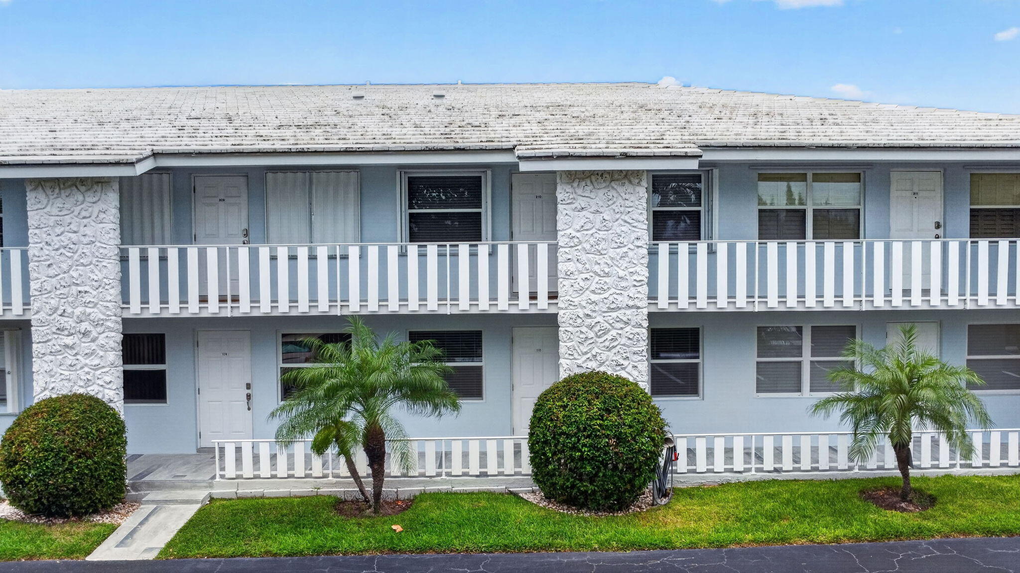 5520 N Ocean #110, Ocean Ridge FL 33435