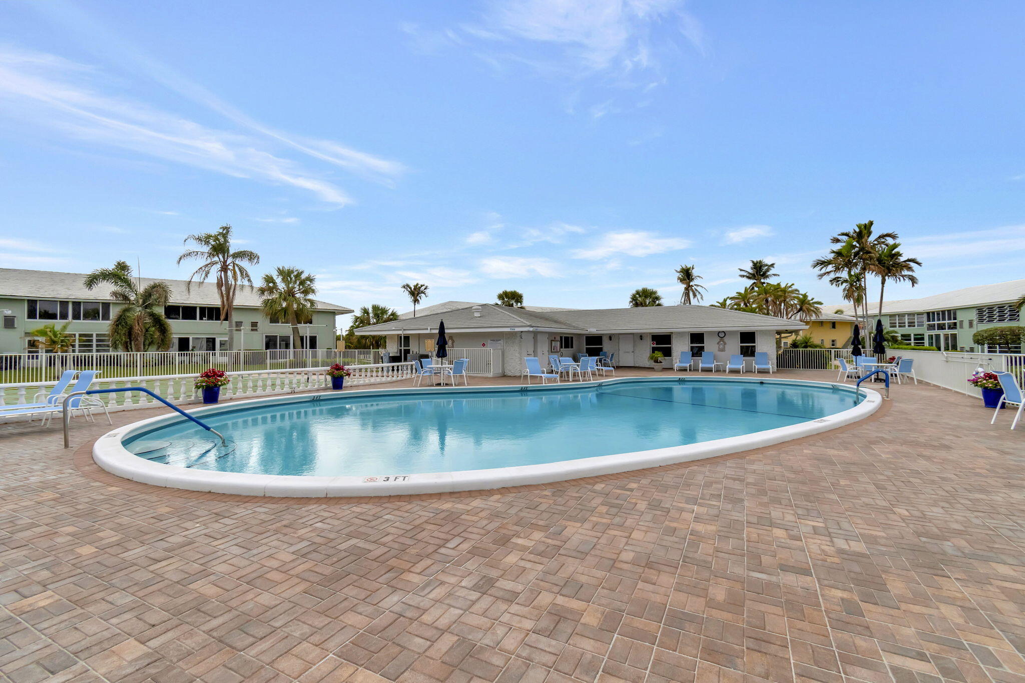 5520 N Ocean #110, Ocean Ridge FL 33435