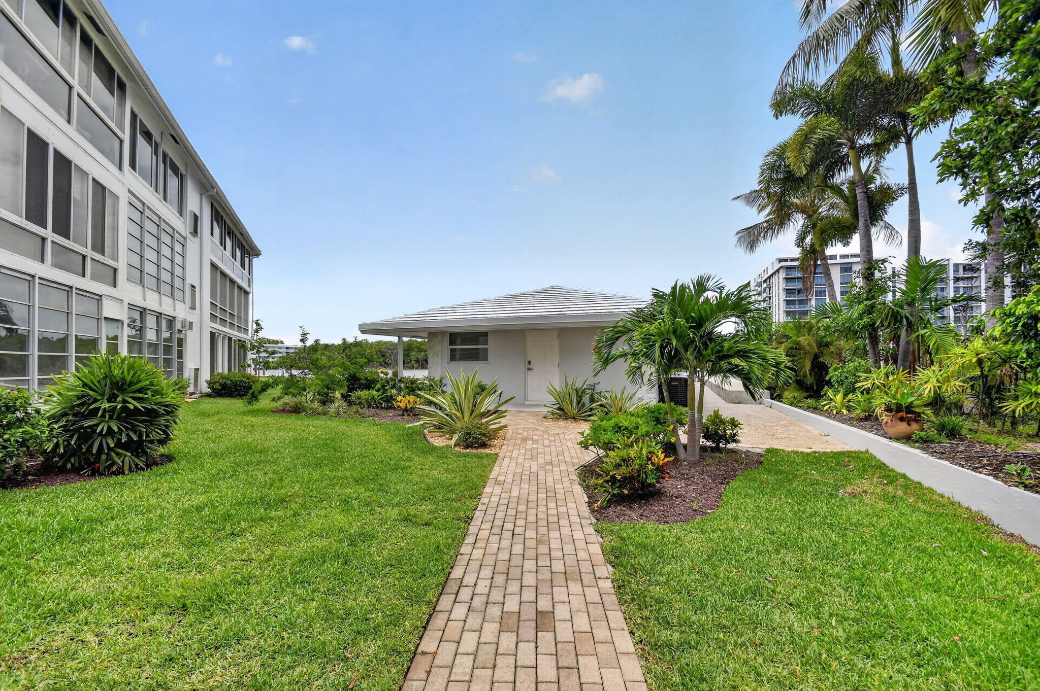 5520 N Ocean #110, Ocean Ridge FL 33435