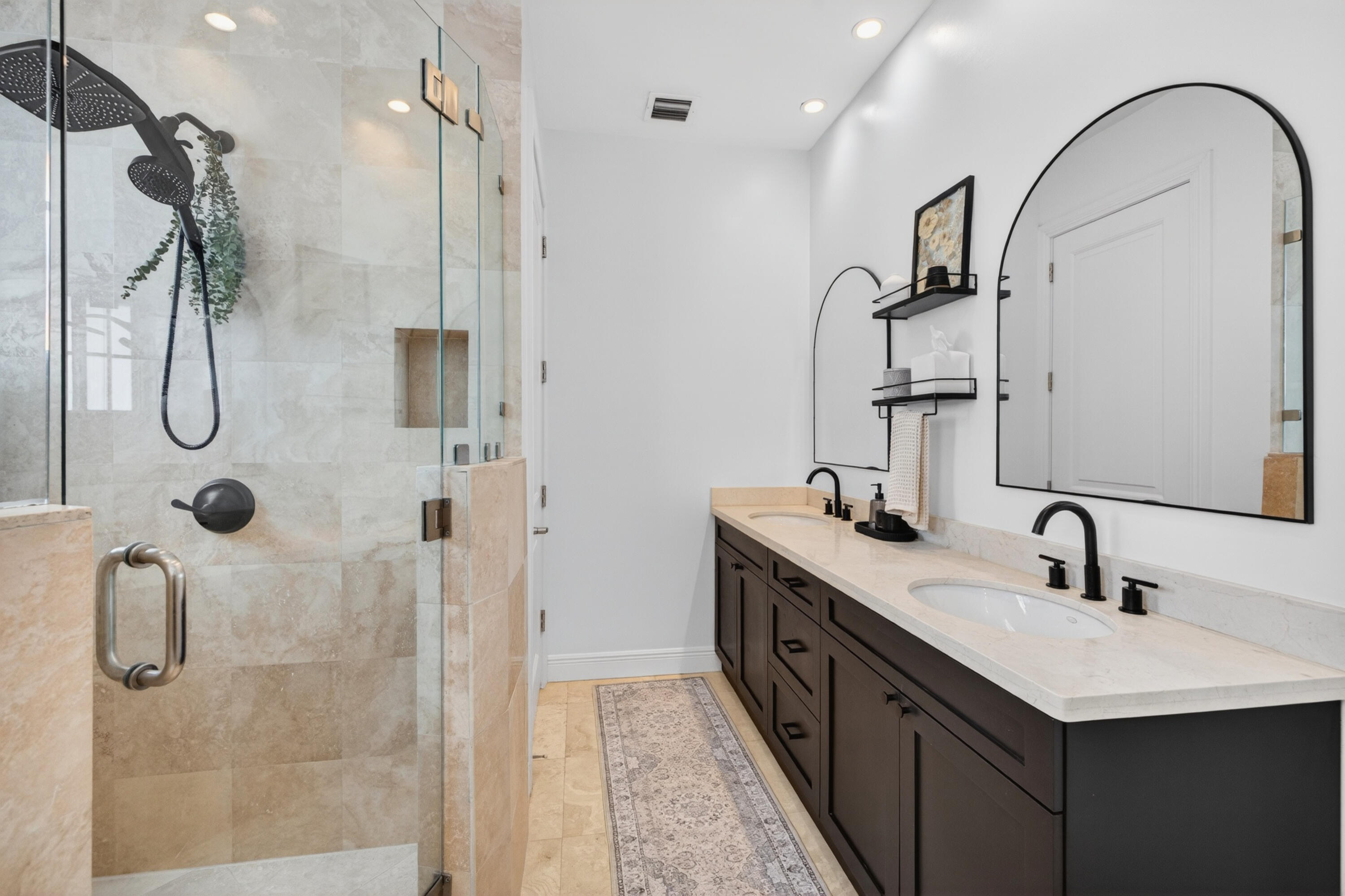 825 Sw 12th, Fort Lauderdale FL 33315